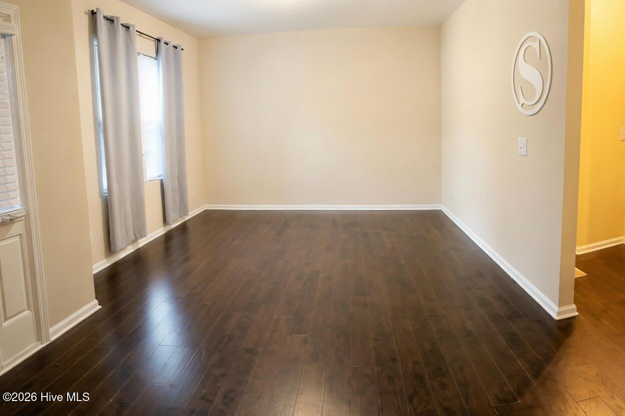 100562336 | Photo 23