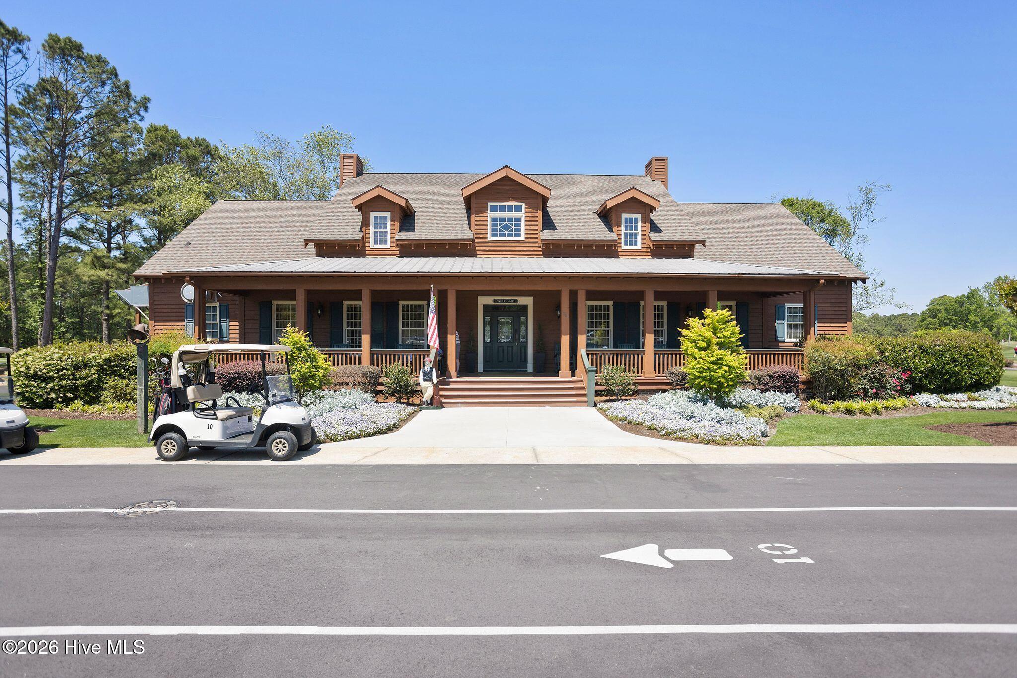 100560639 | Photo 50