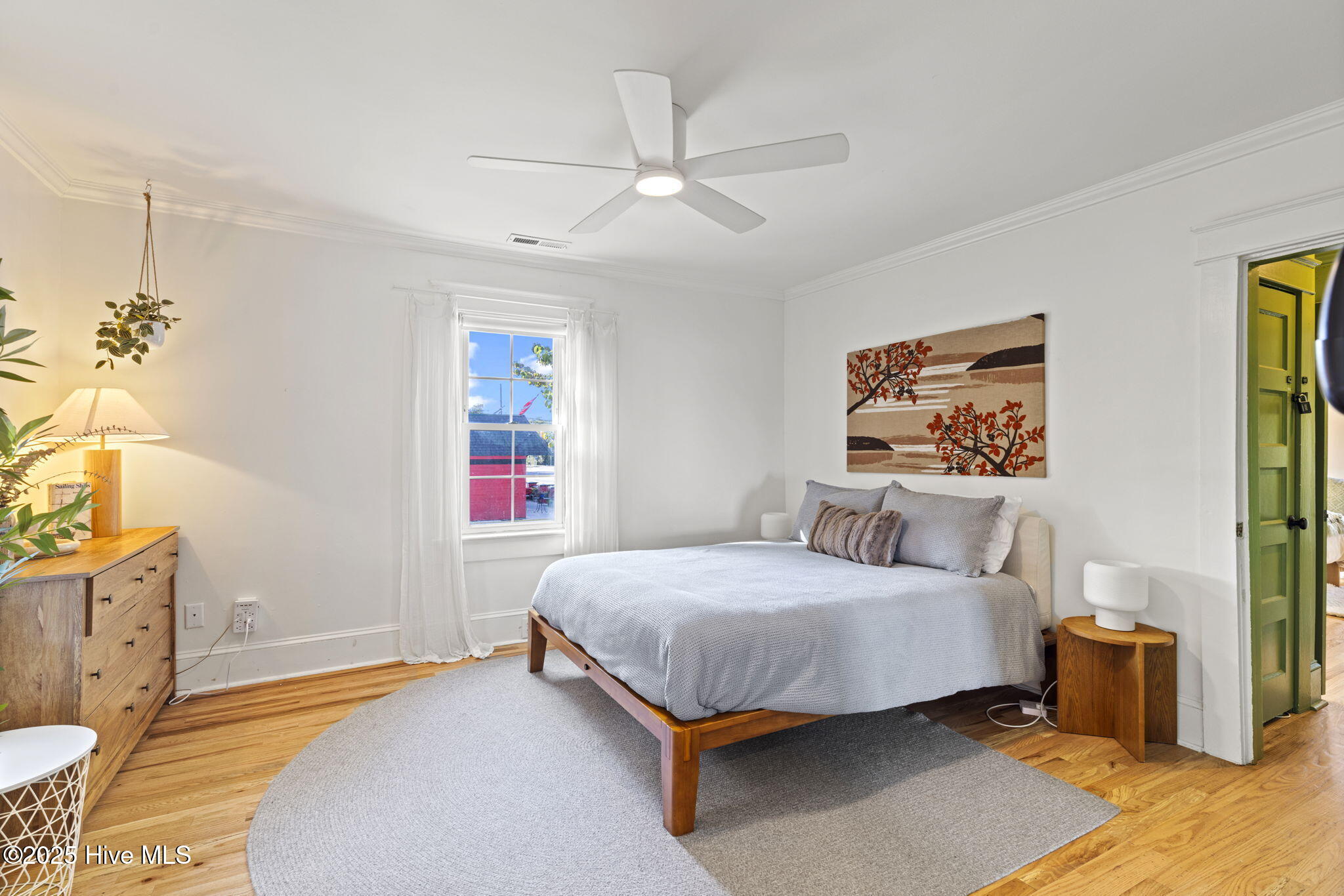 100531966 | Photo 26