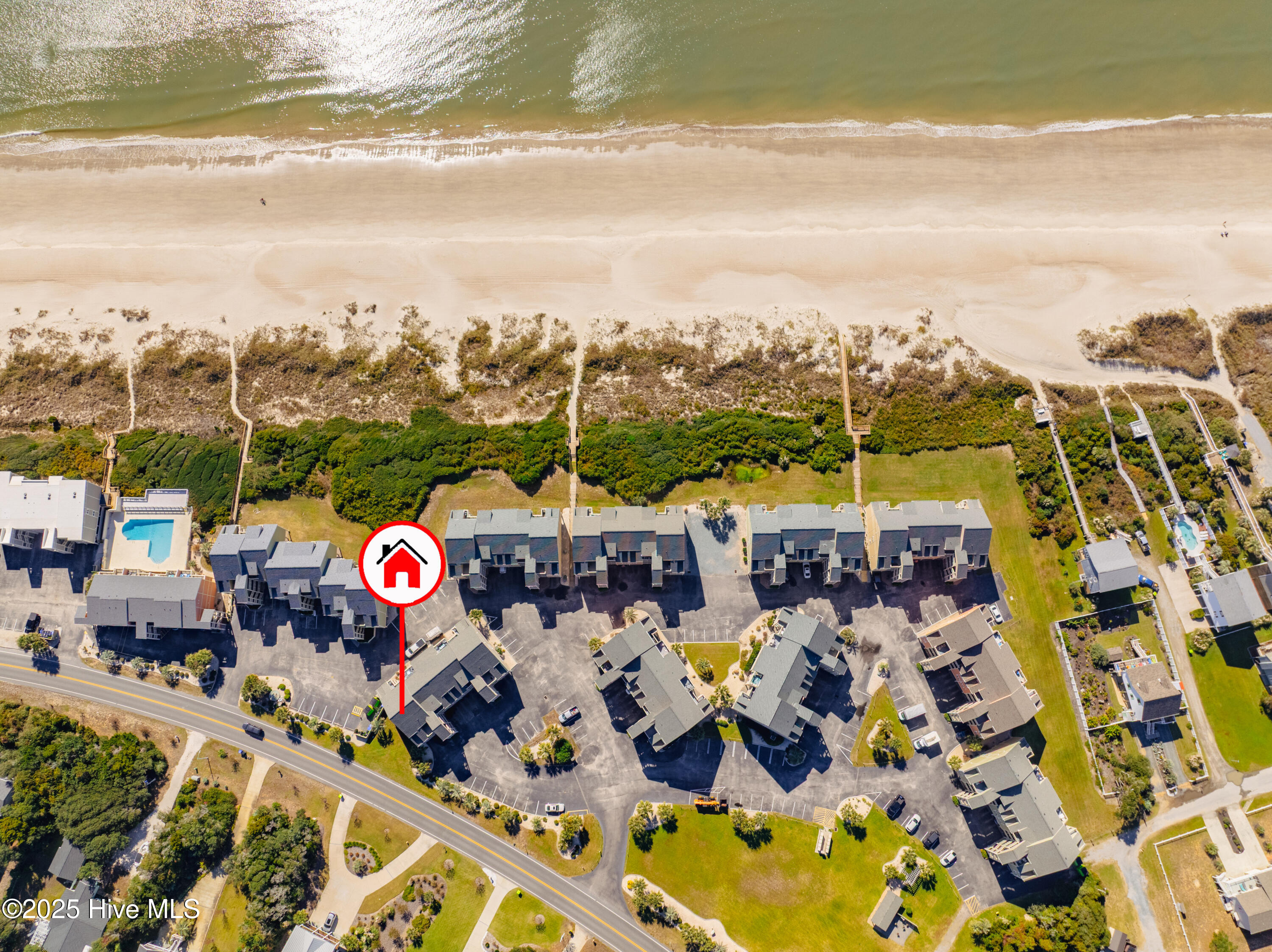 100539847 | Photo 48