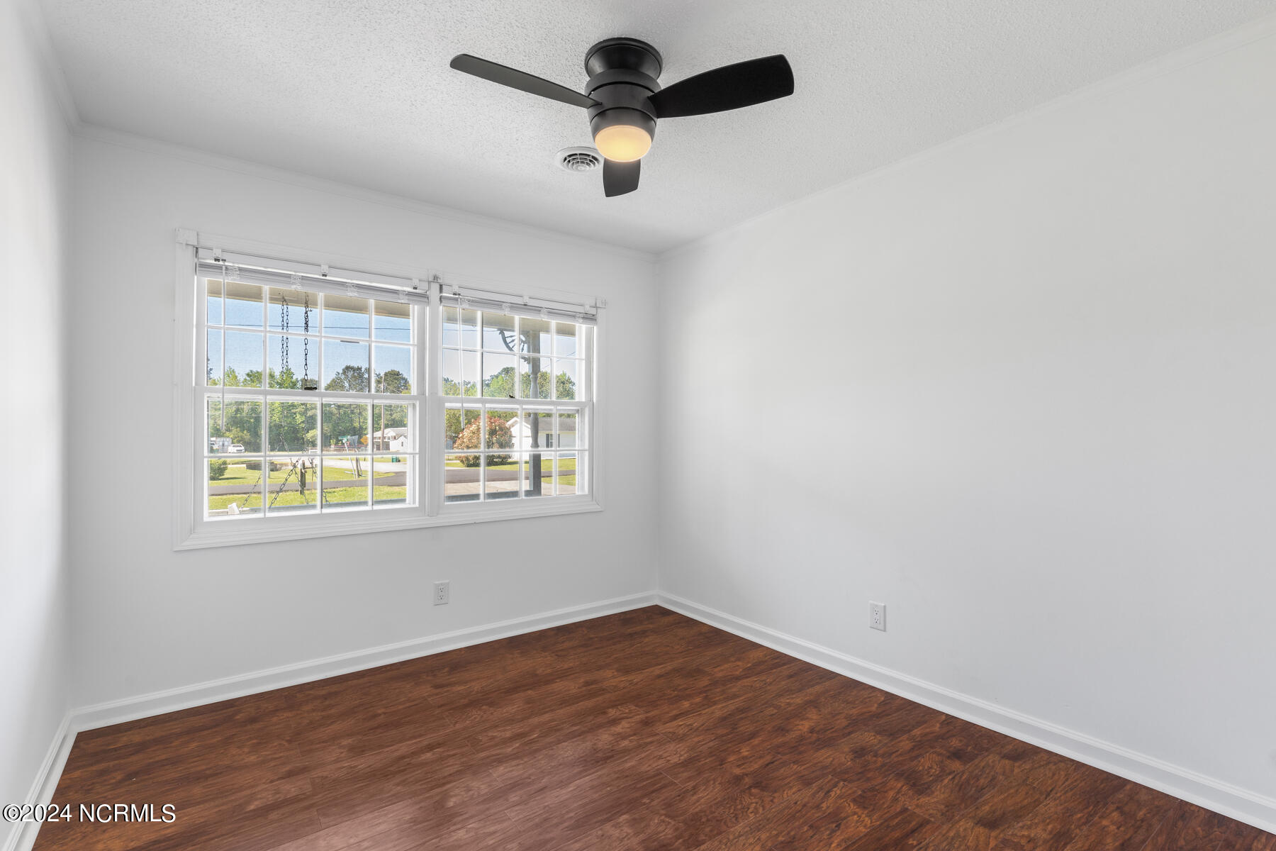 13 Collins Drive,Midway Park