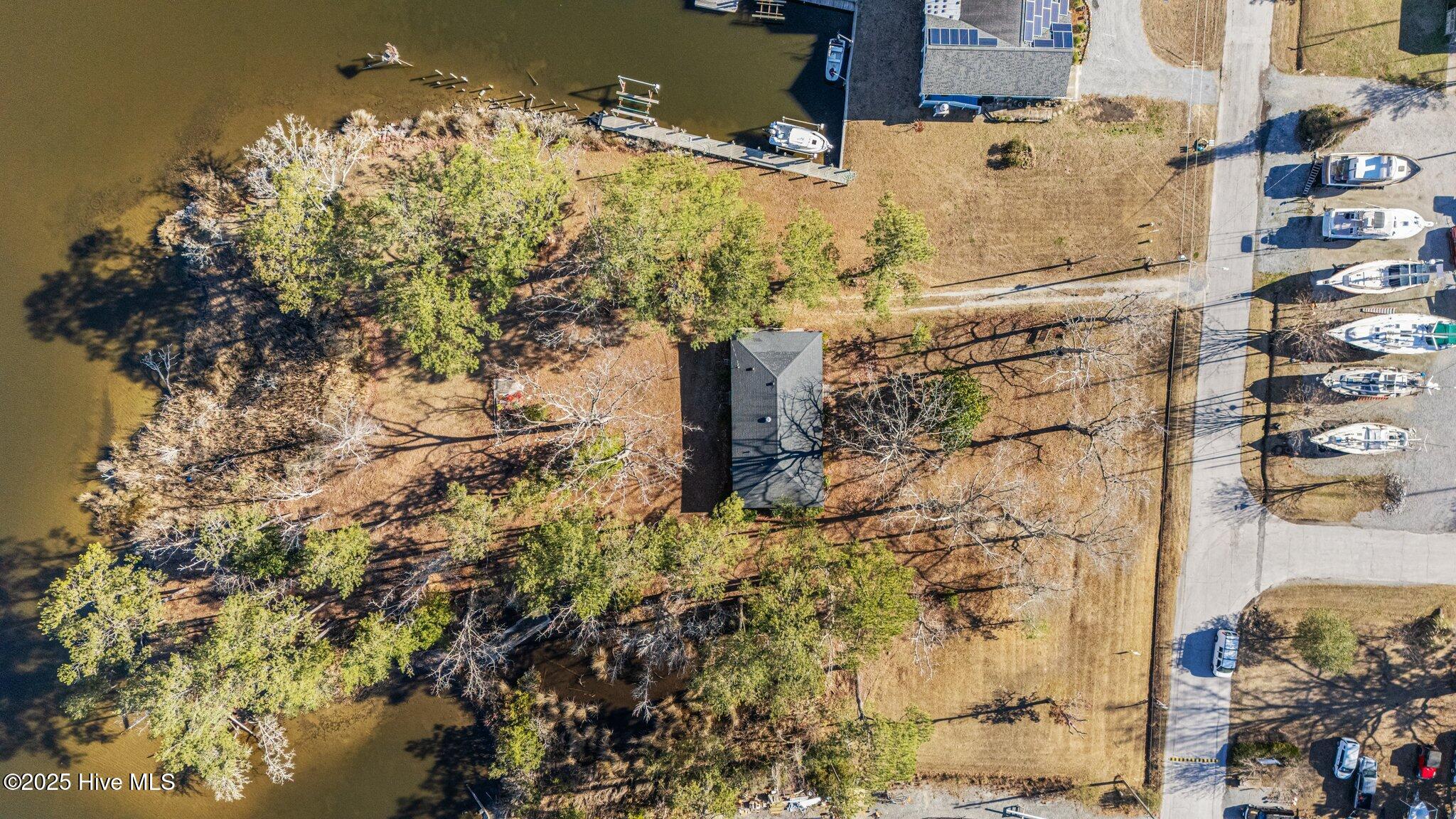 1210 Neuse Drive, Oriental, NC, 28571