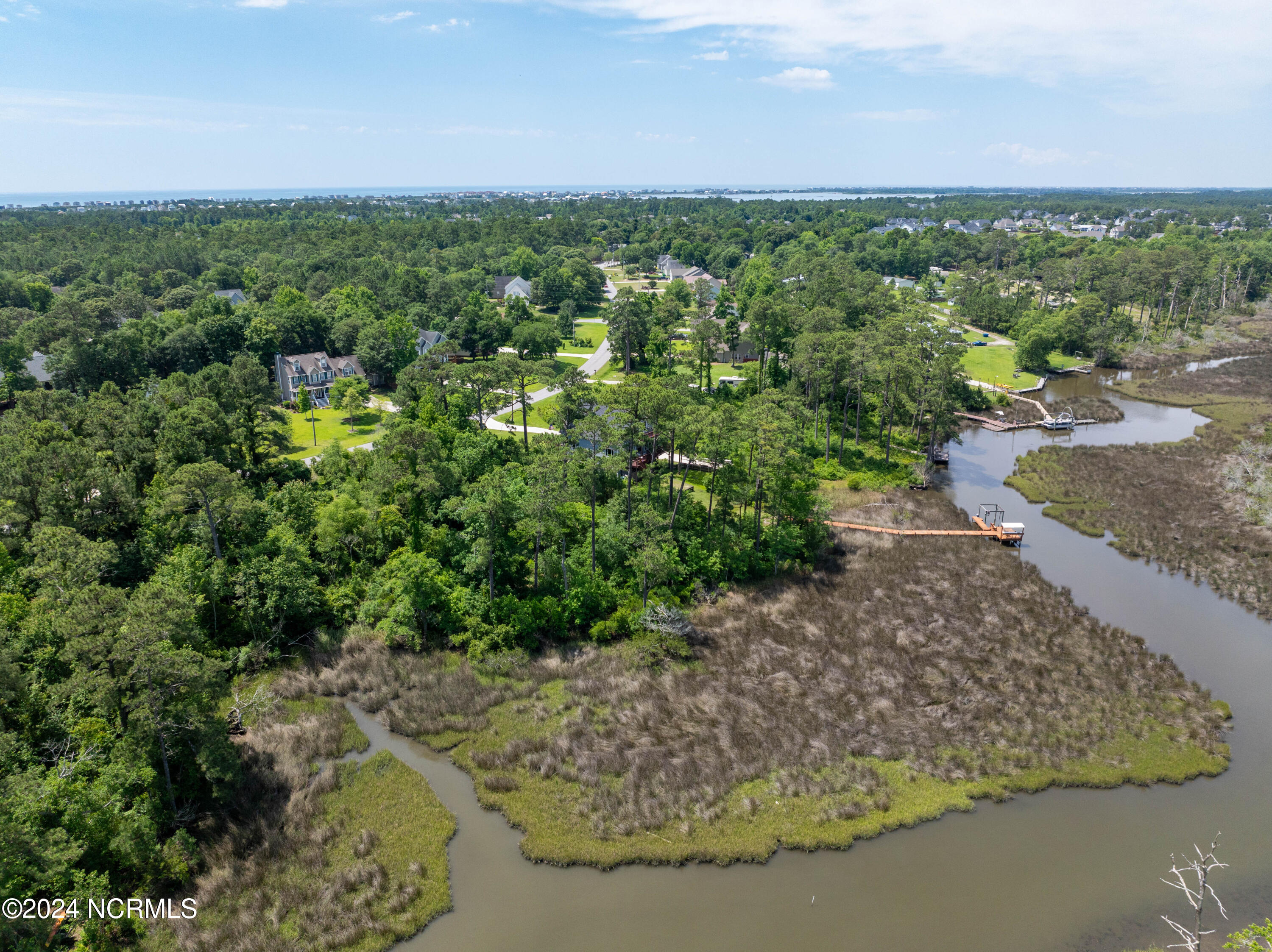 100559086 | Photo 22