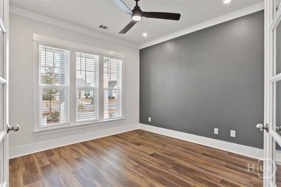 OFFICE/BONUS ROOM/WORKOUT ROOM/FLES ROOM