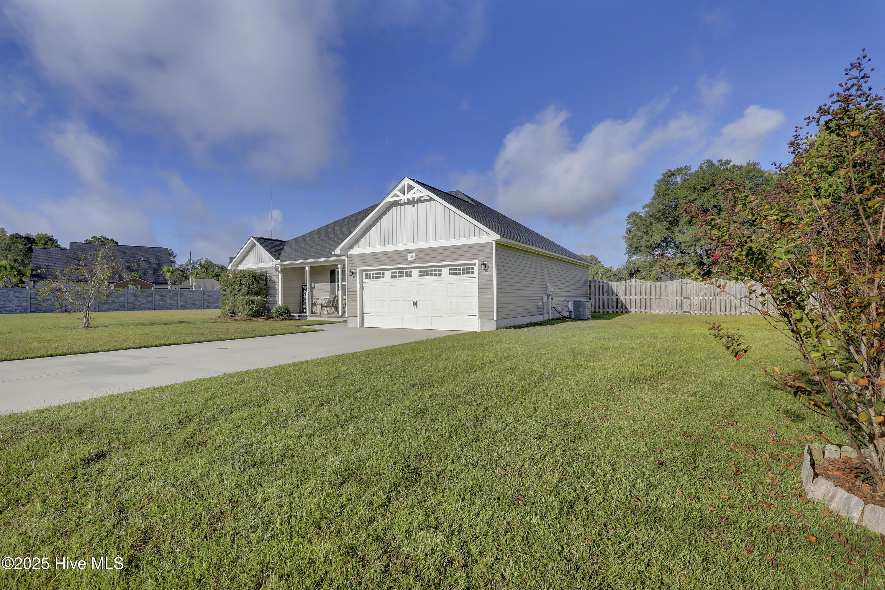 Property at 303 Windward Landing