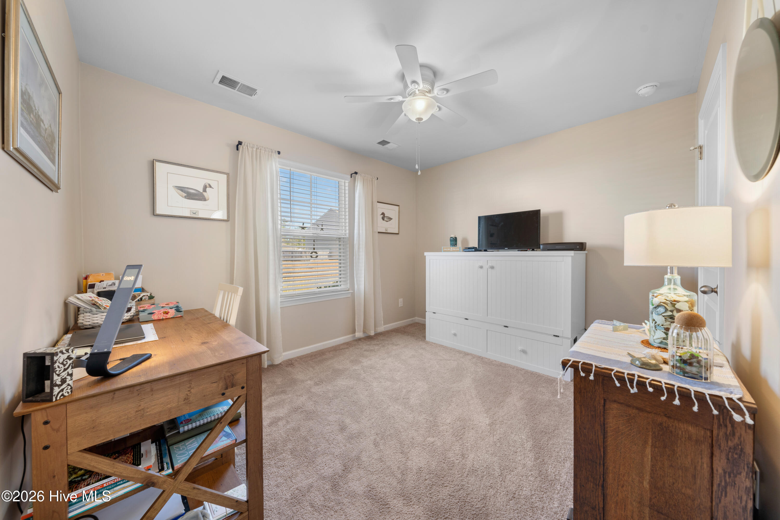 100550374 | Photo 26