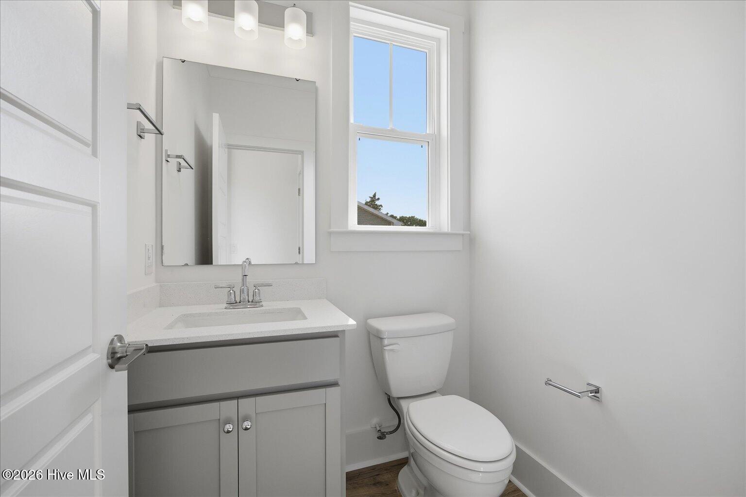 100544429 | Photo 20