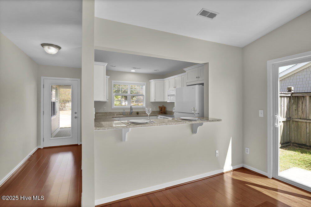 404 Venus Court, Wilmington, NC 28405 – photo 11: 009_p2466302_495