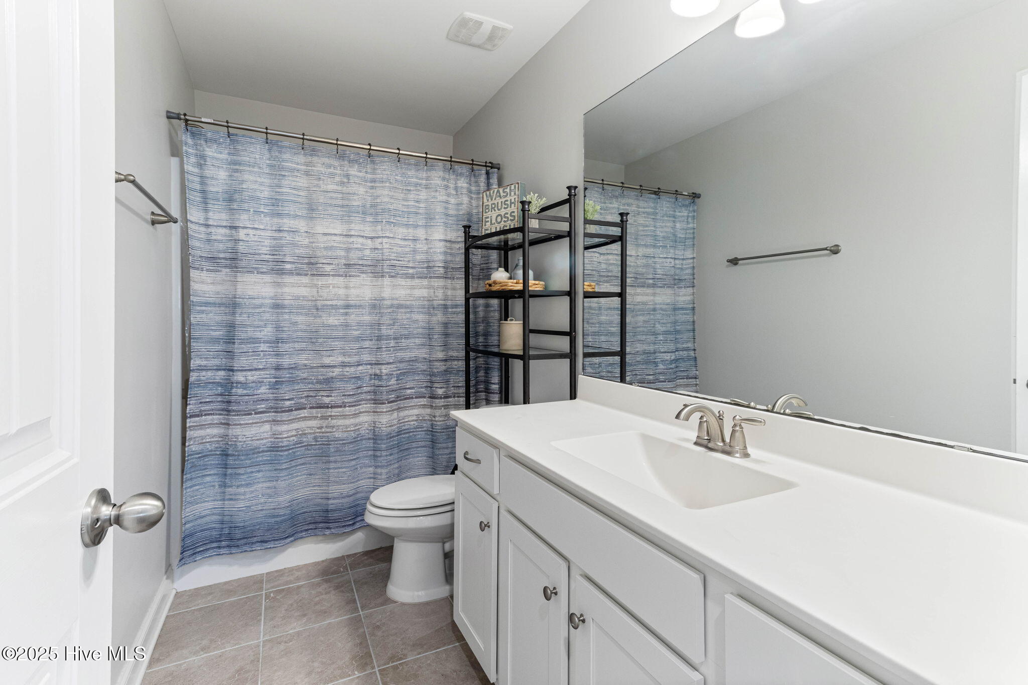 100536642 | Photo 29