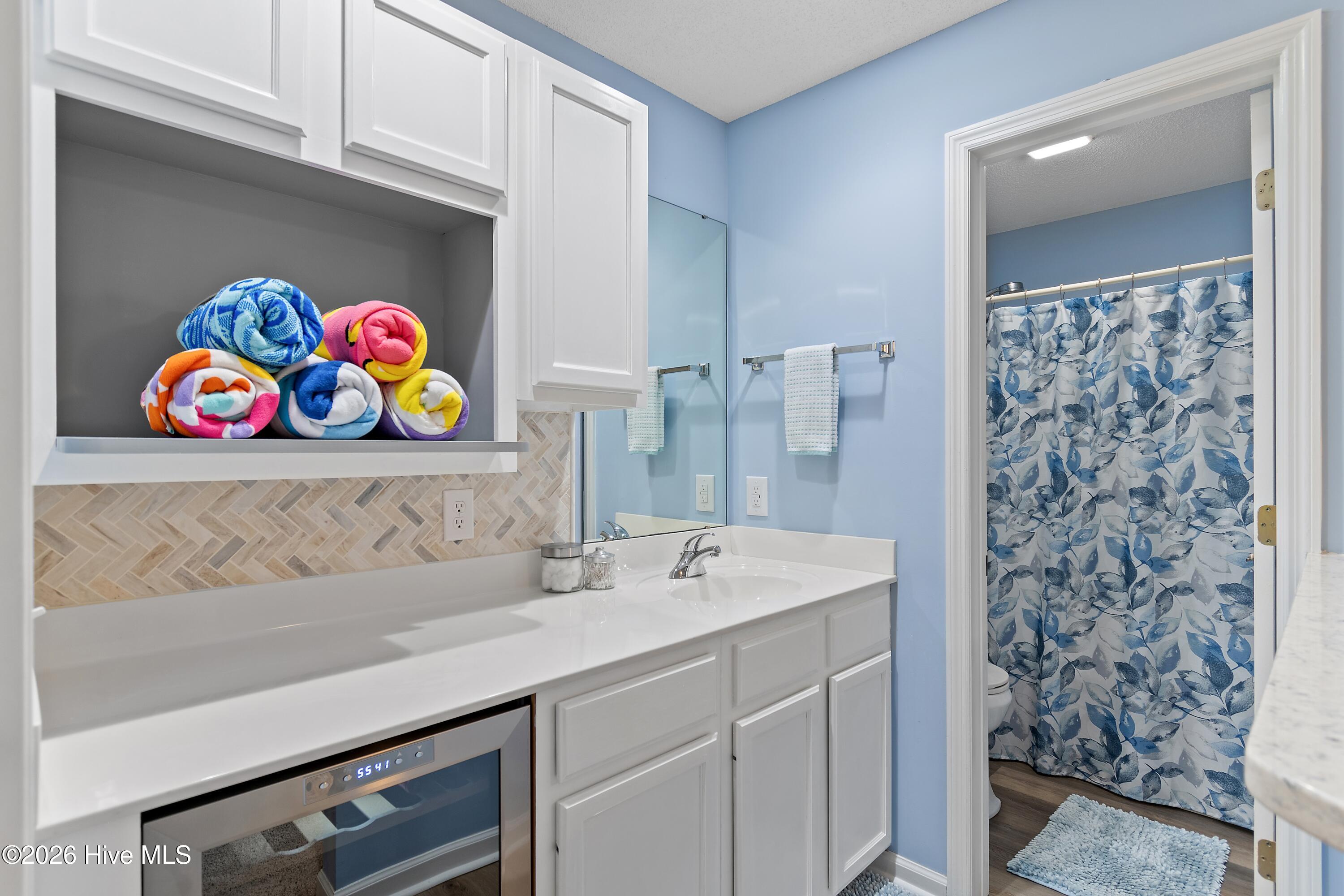 100558329 | Photo 29