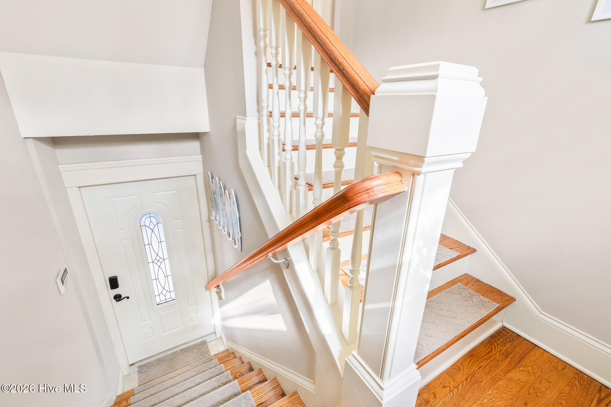 100554367 | Photo 87