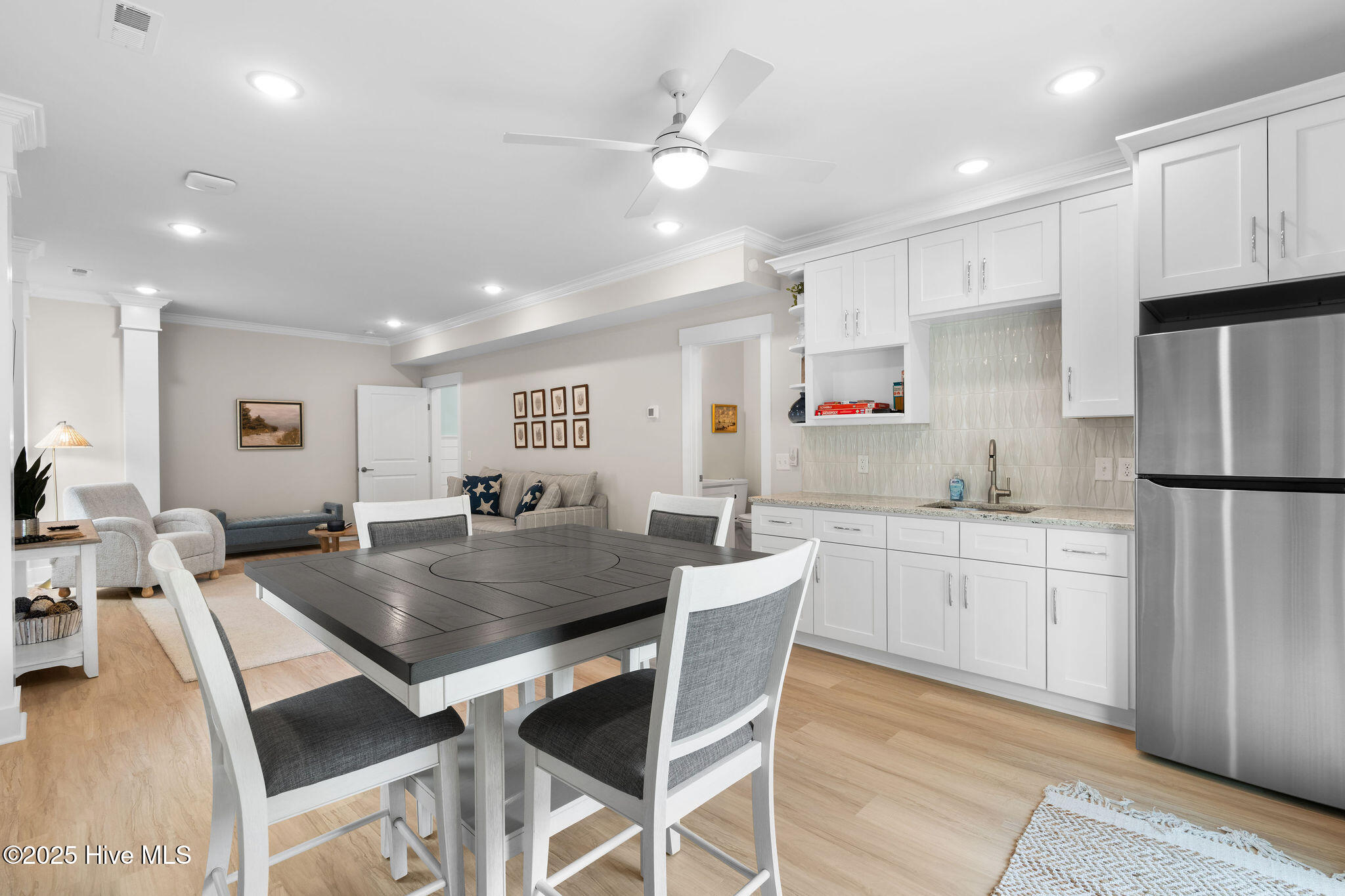 100555658 | Photo 46