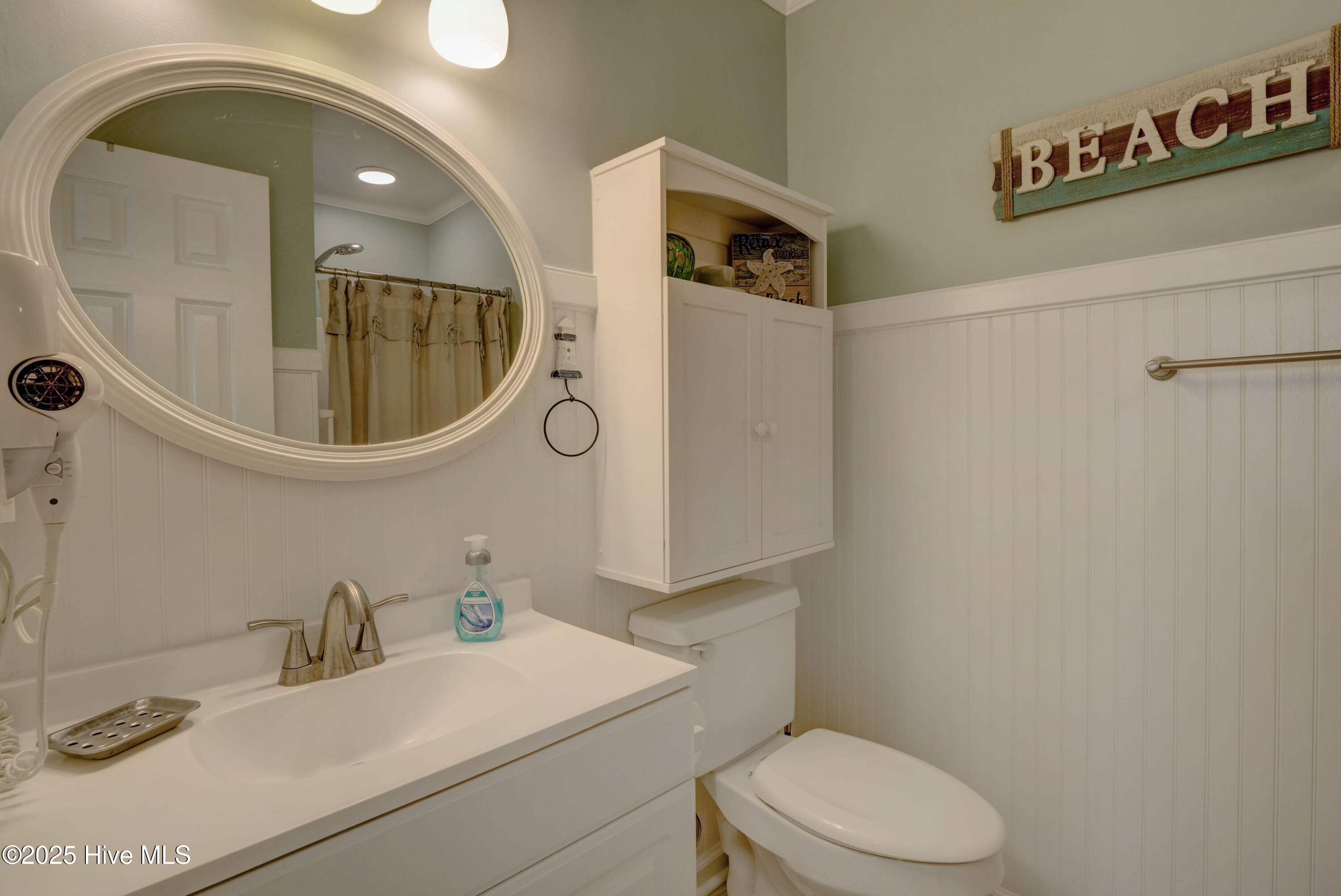 100521295 | Photo 33