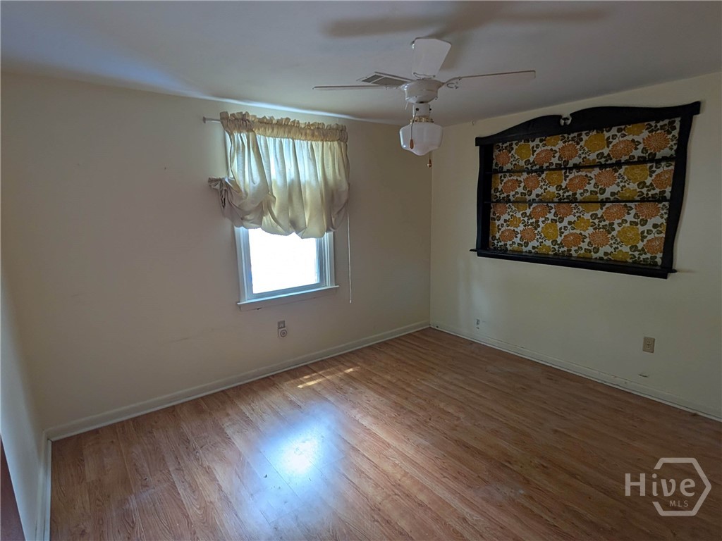 Guest???????????????????????????????????????? Bedroom