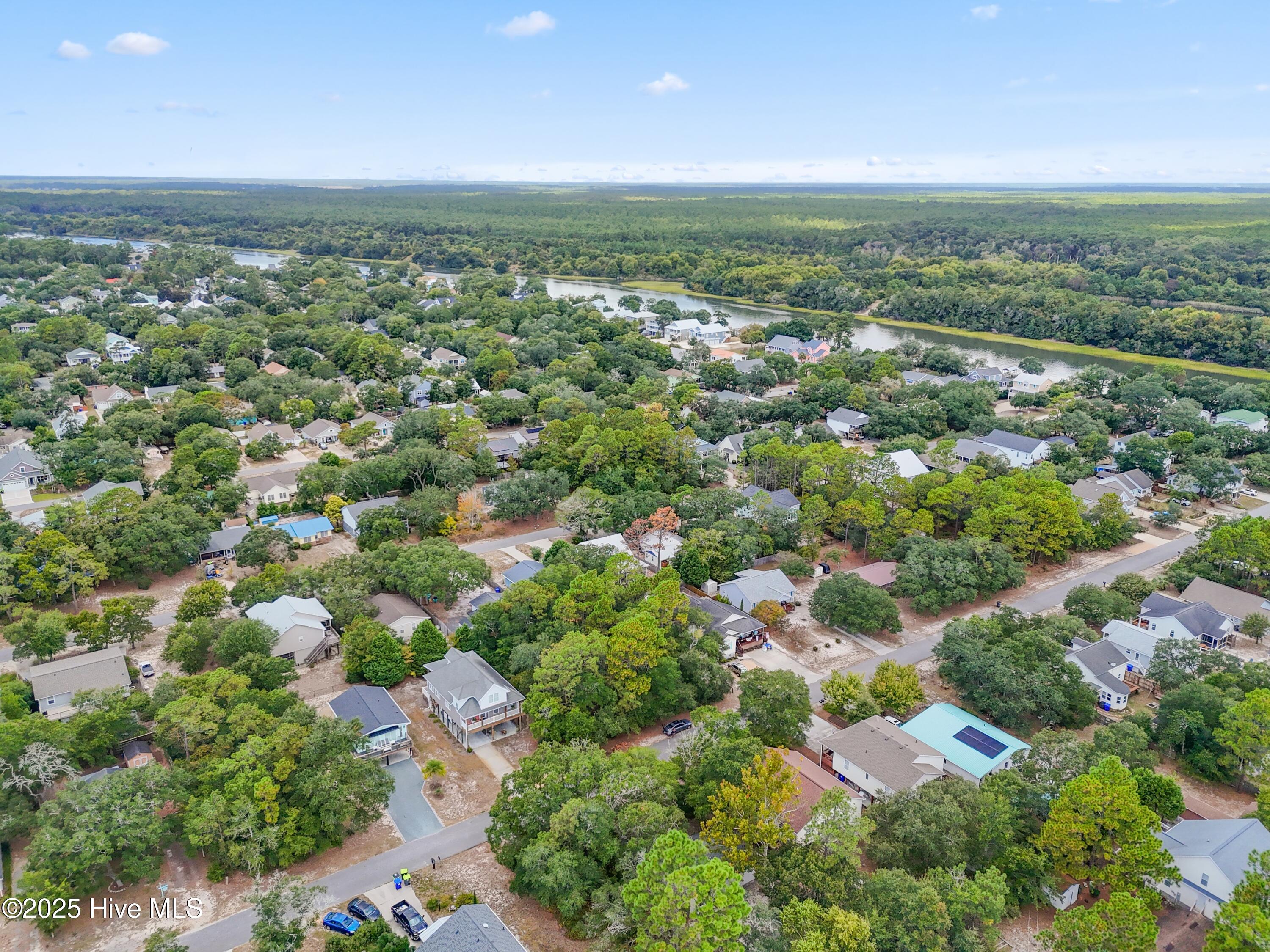 100532715 | Photo 40