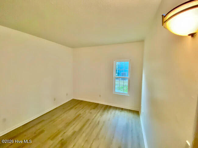 100555508 | Photo 17