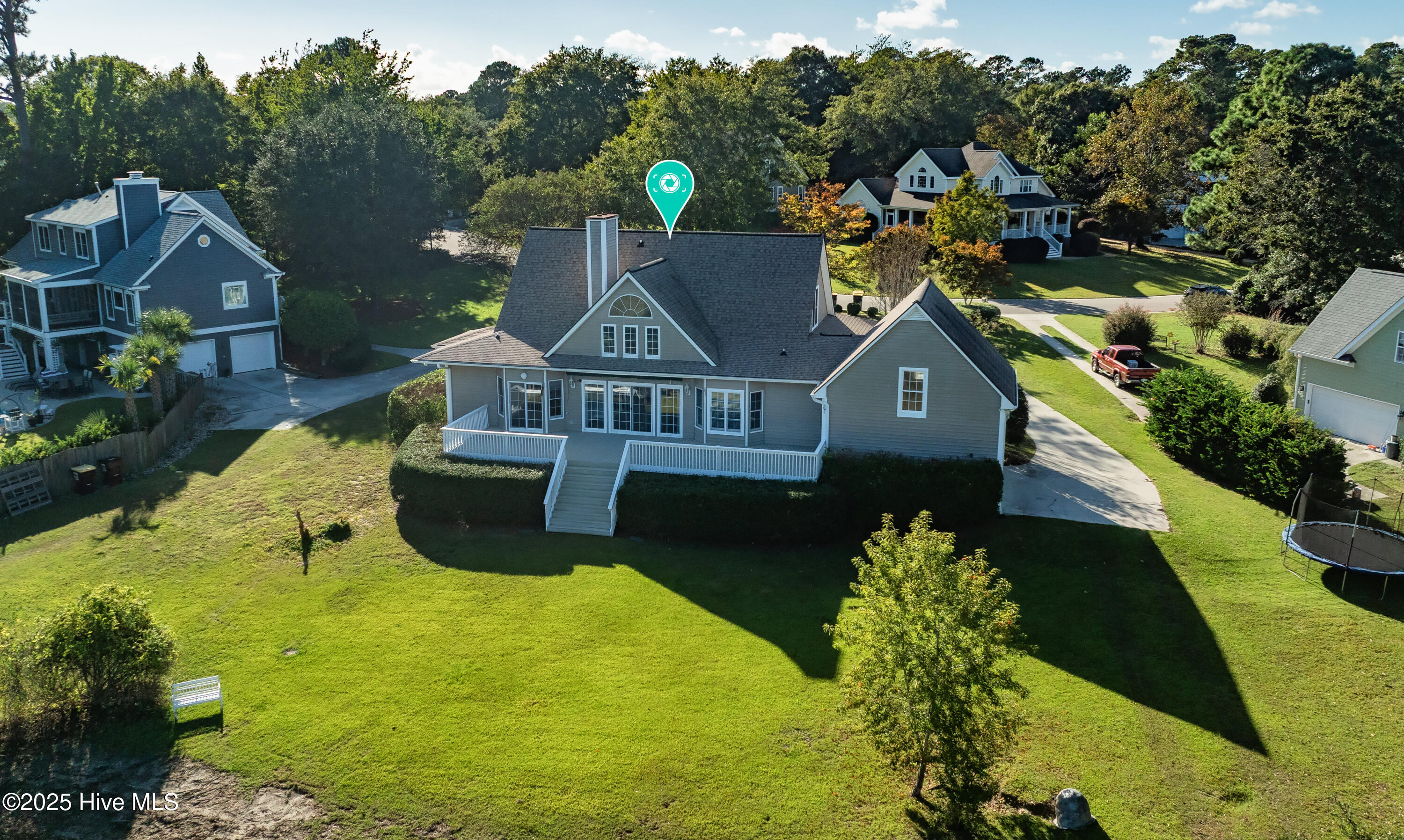 100535458 | Photo 56