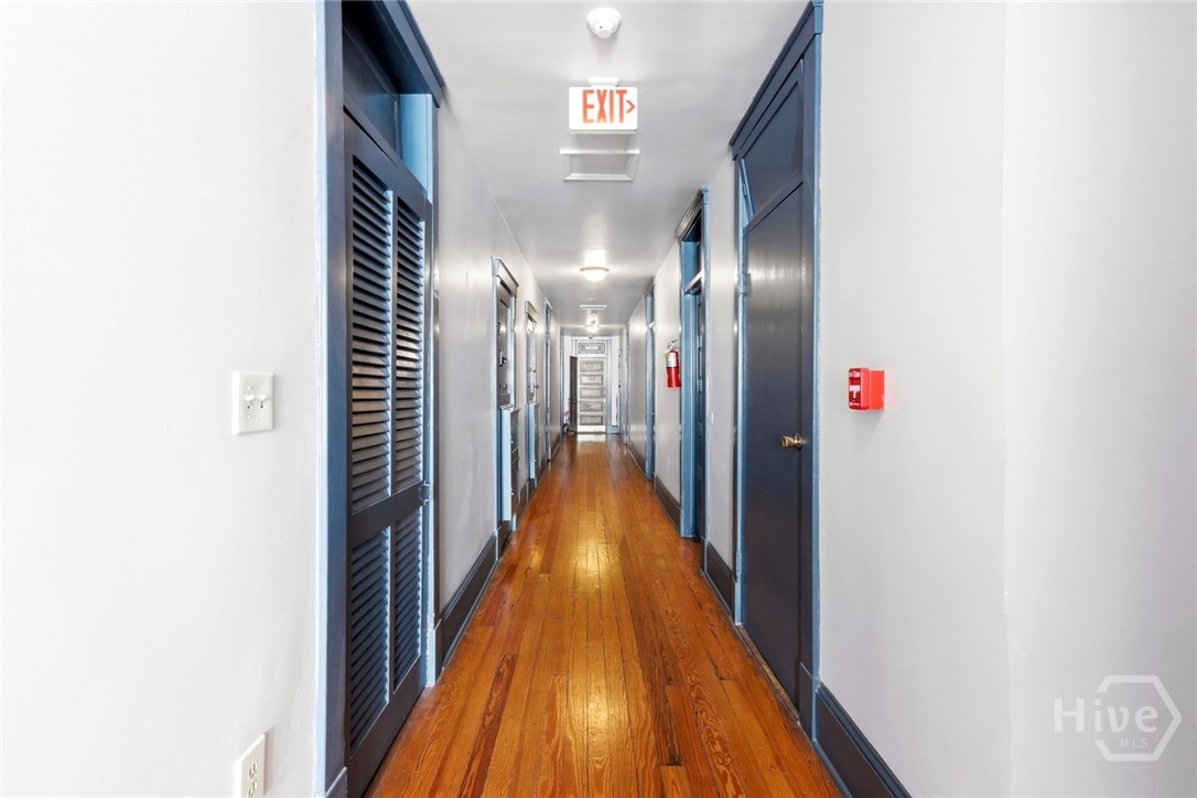 Photo 4 of Condo for sale at 210 E State St #24, Savannah, GA 31401 | MLS# SA364482 | Listing updated on 2026-09-20