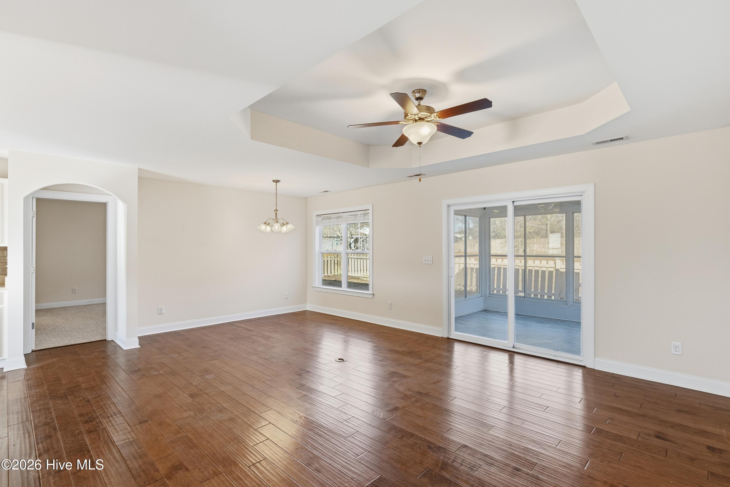 100555547 | Photo 20