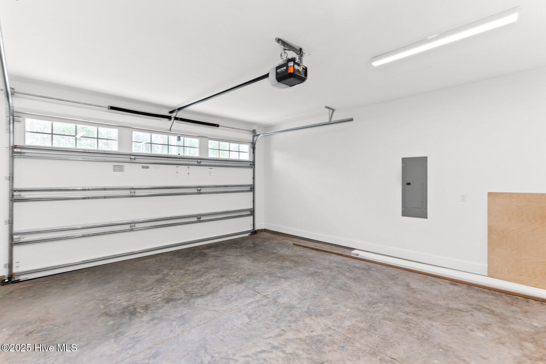 100534287 | Photo 29