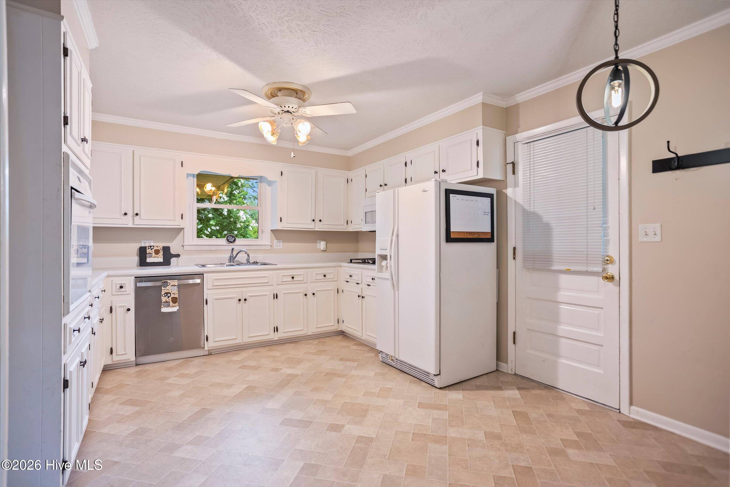 Kitchen-6