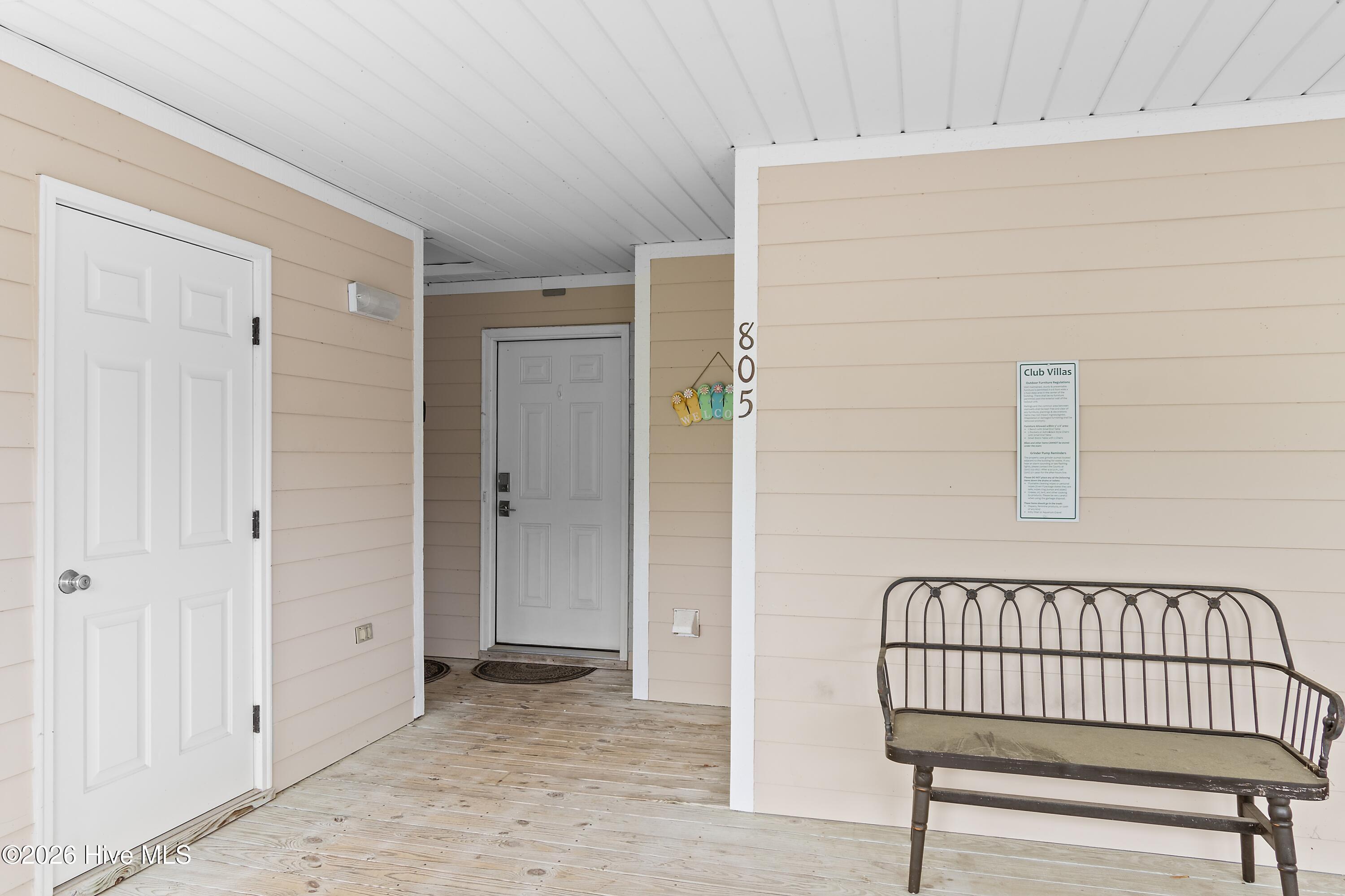 100565554 | Photo 26