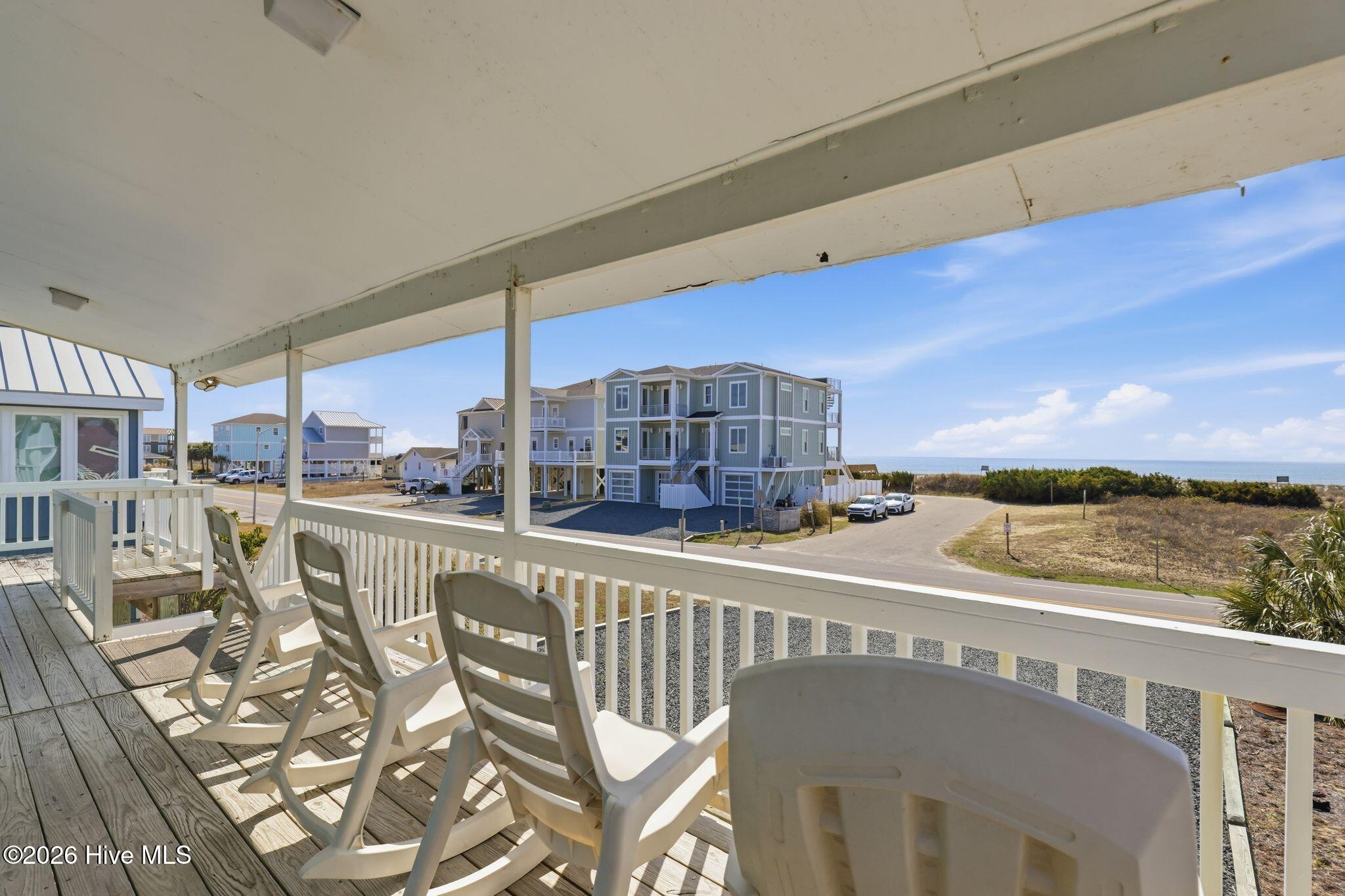 100558178 | Photo 13