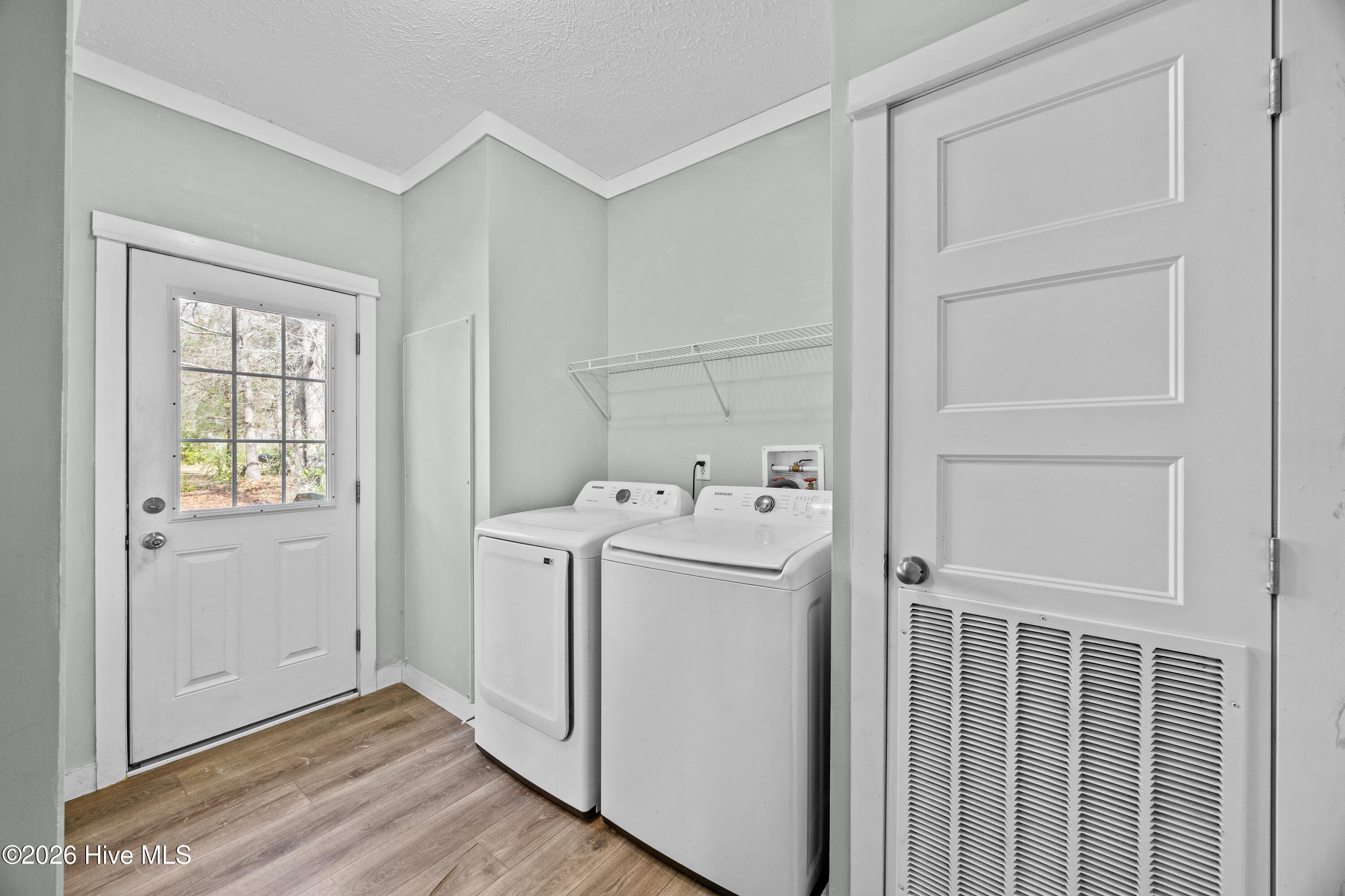 100559511 | Photo 16