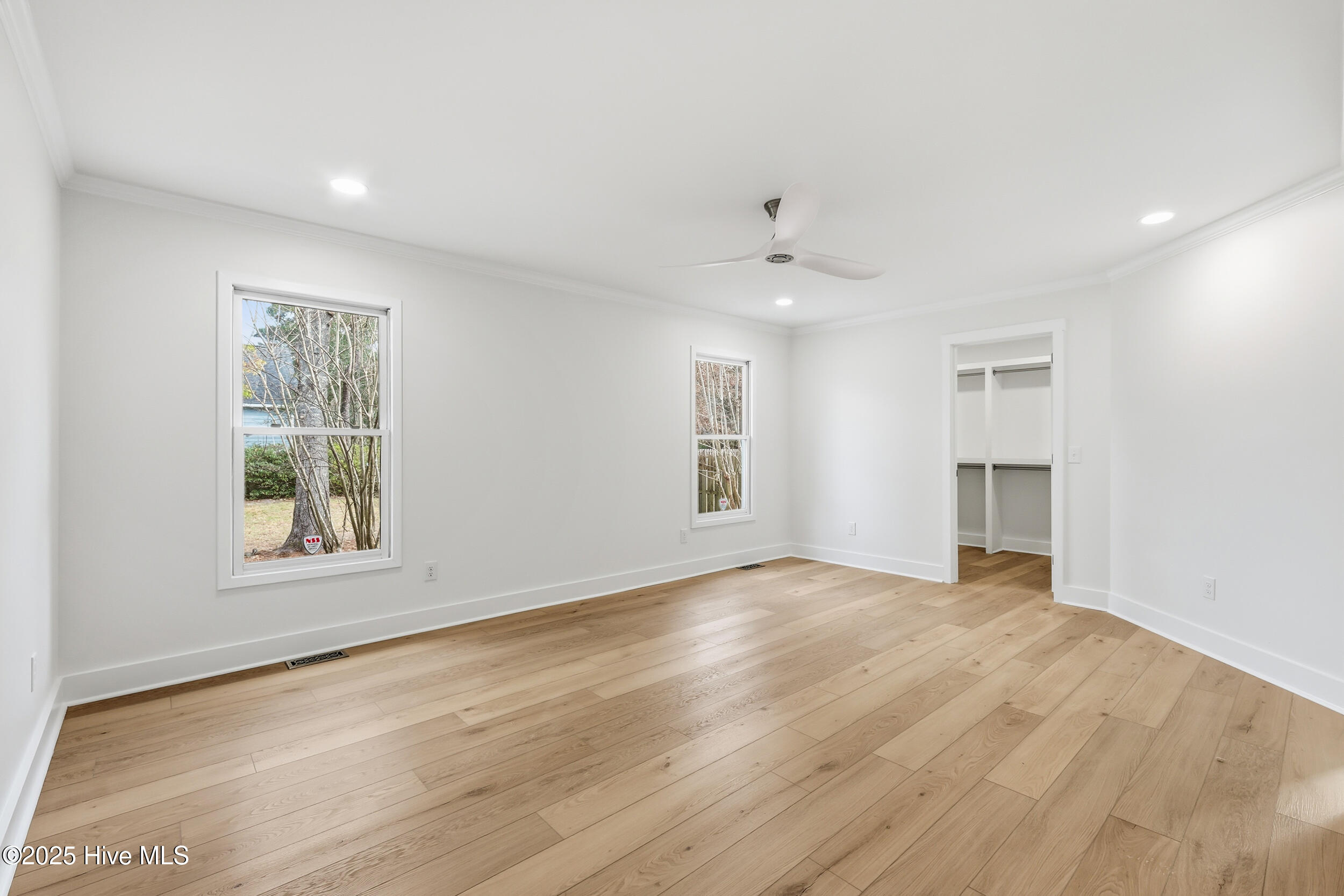 100544794 | Photo 28