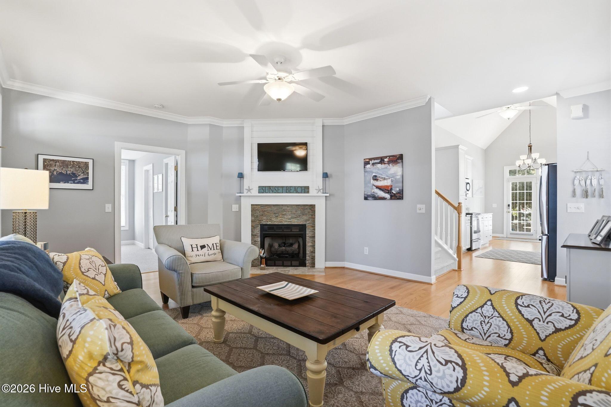 100559156 | Photo 15