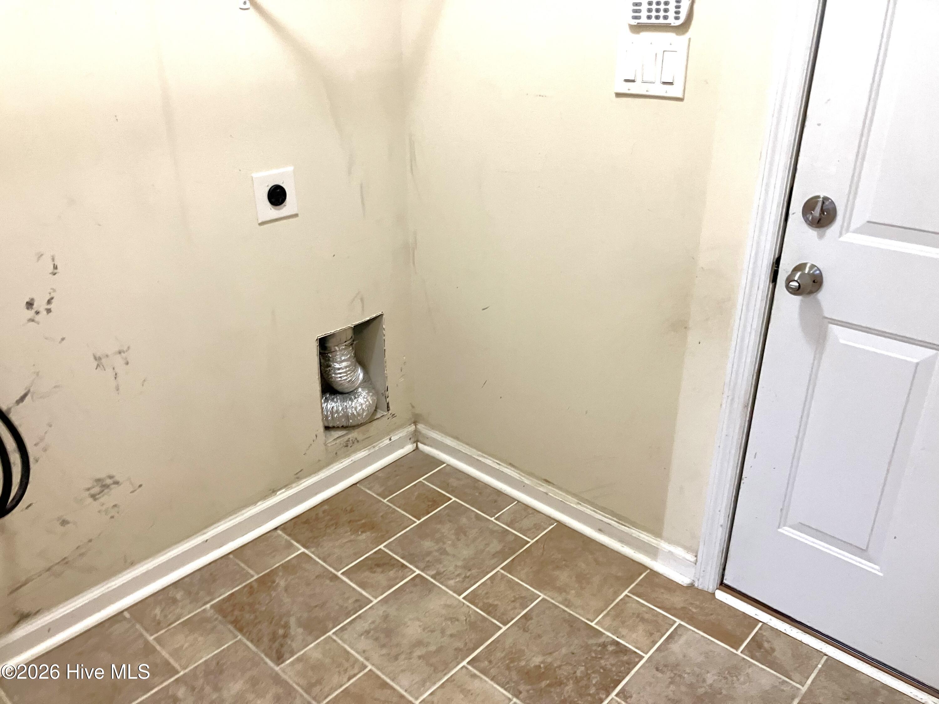 100550240 | Photo 24