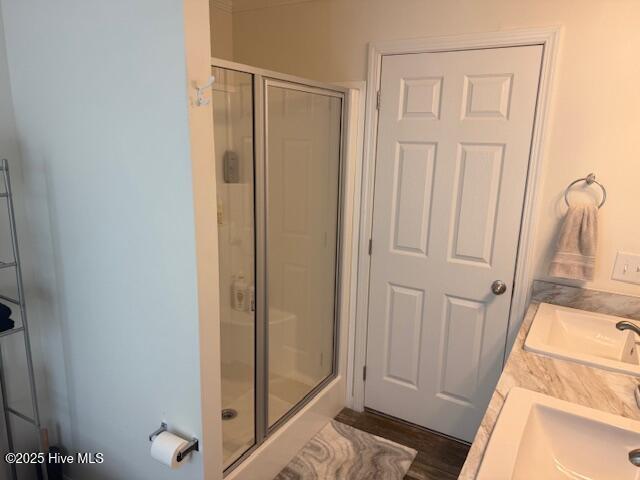 100542049 | Photo 39