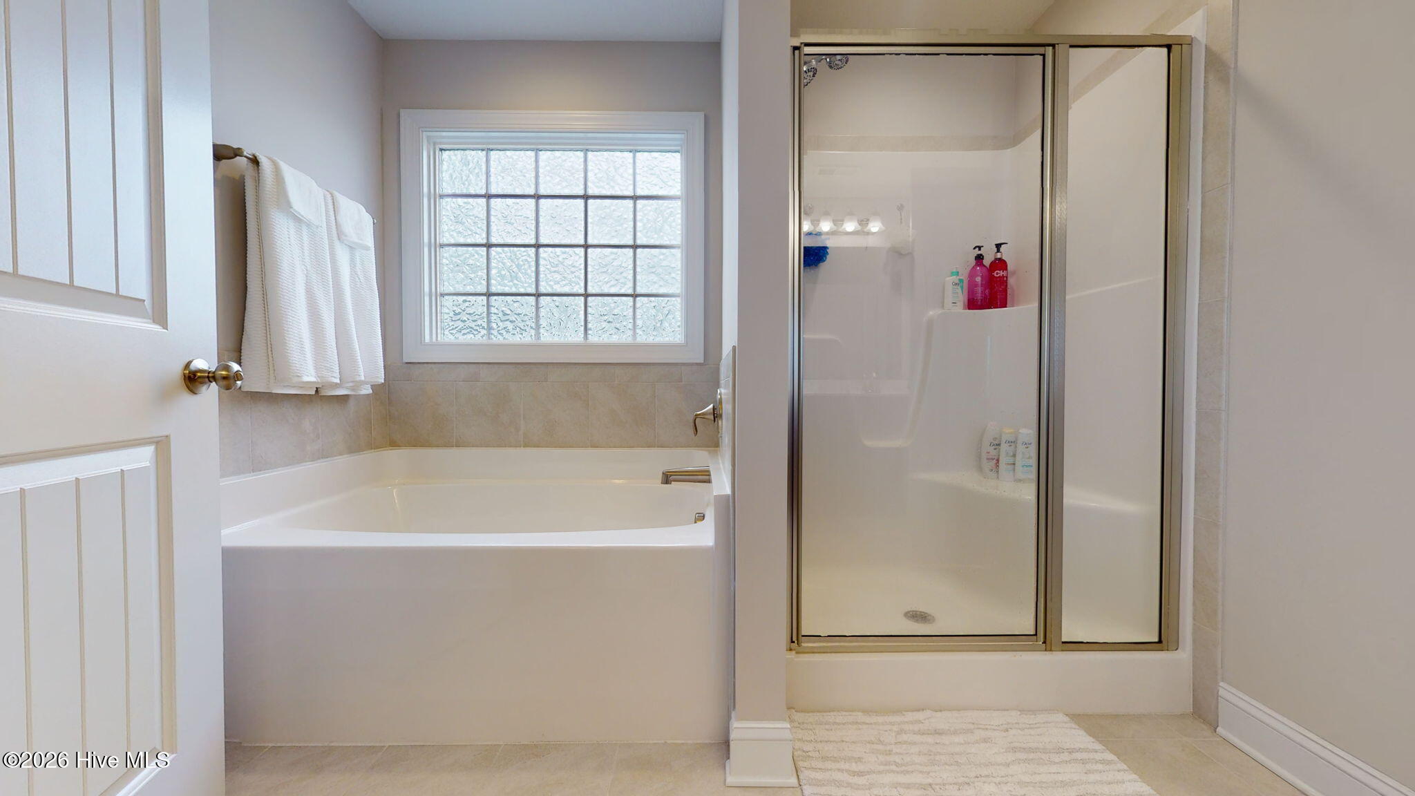 100558760 | Photo 23