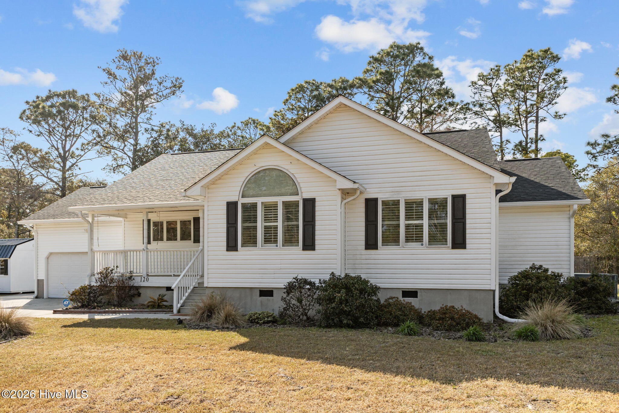 100564884 | Photo 35