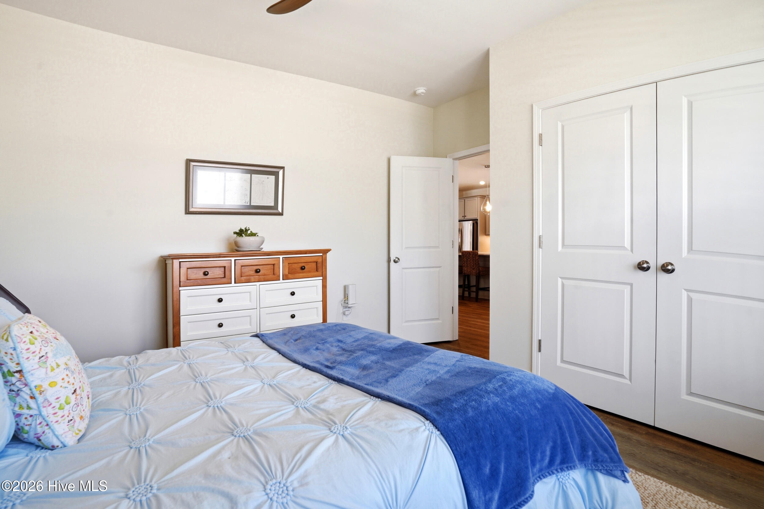 100569050 | Photo 21