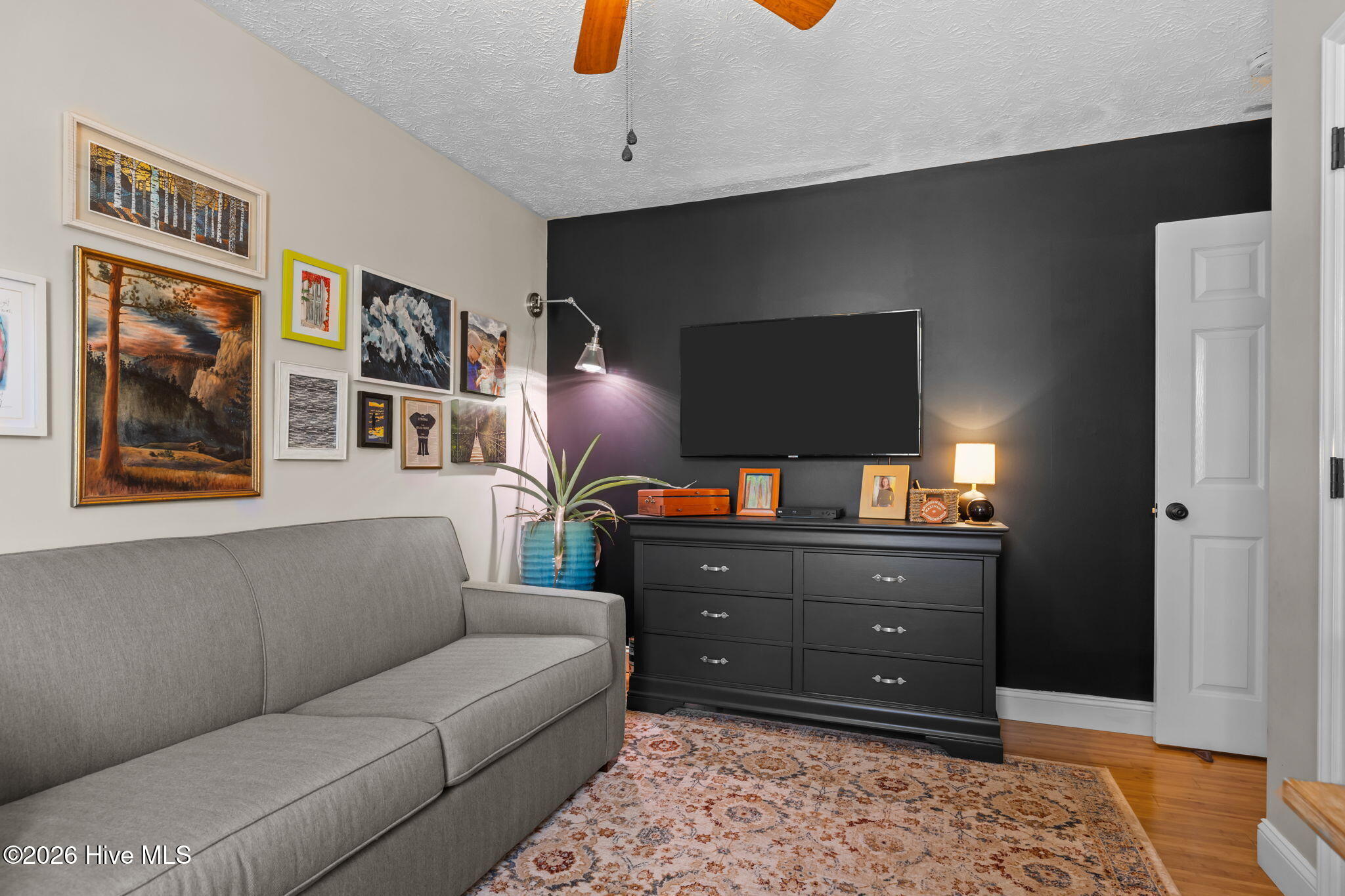 100558206 | Photo 29