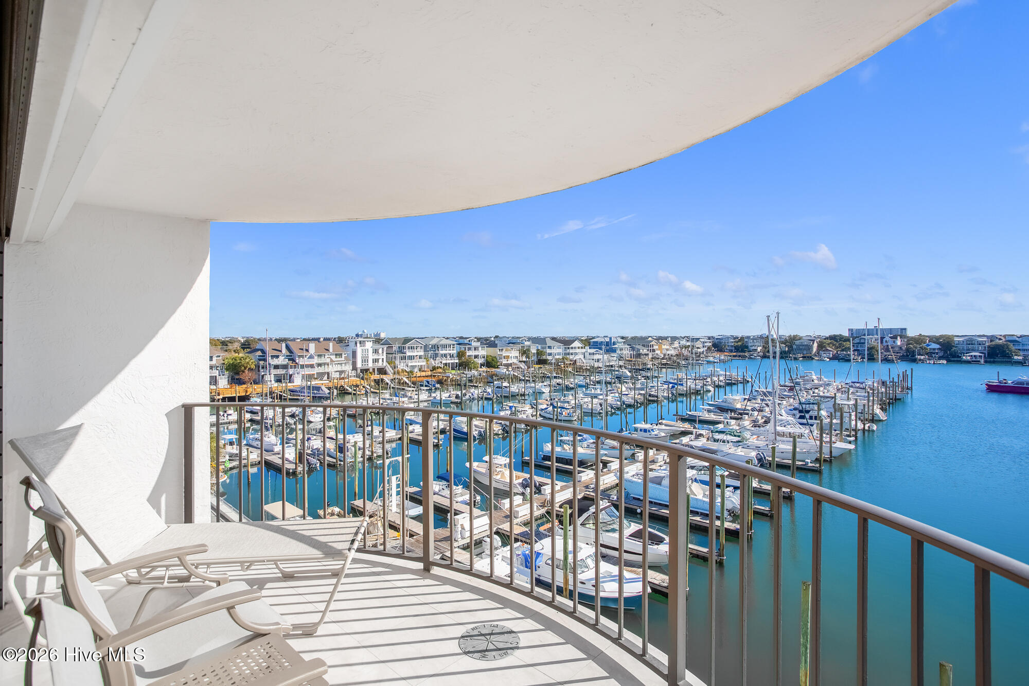 100557997 | Photo 12