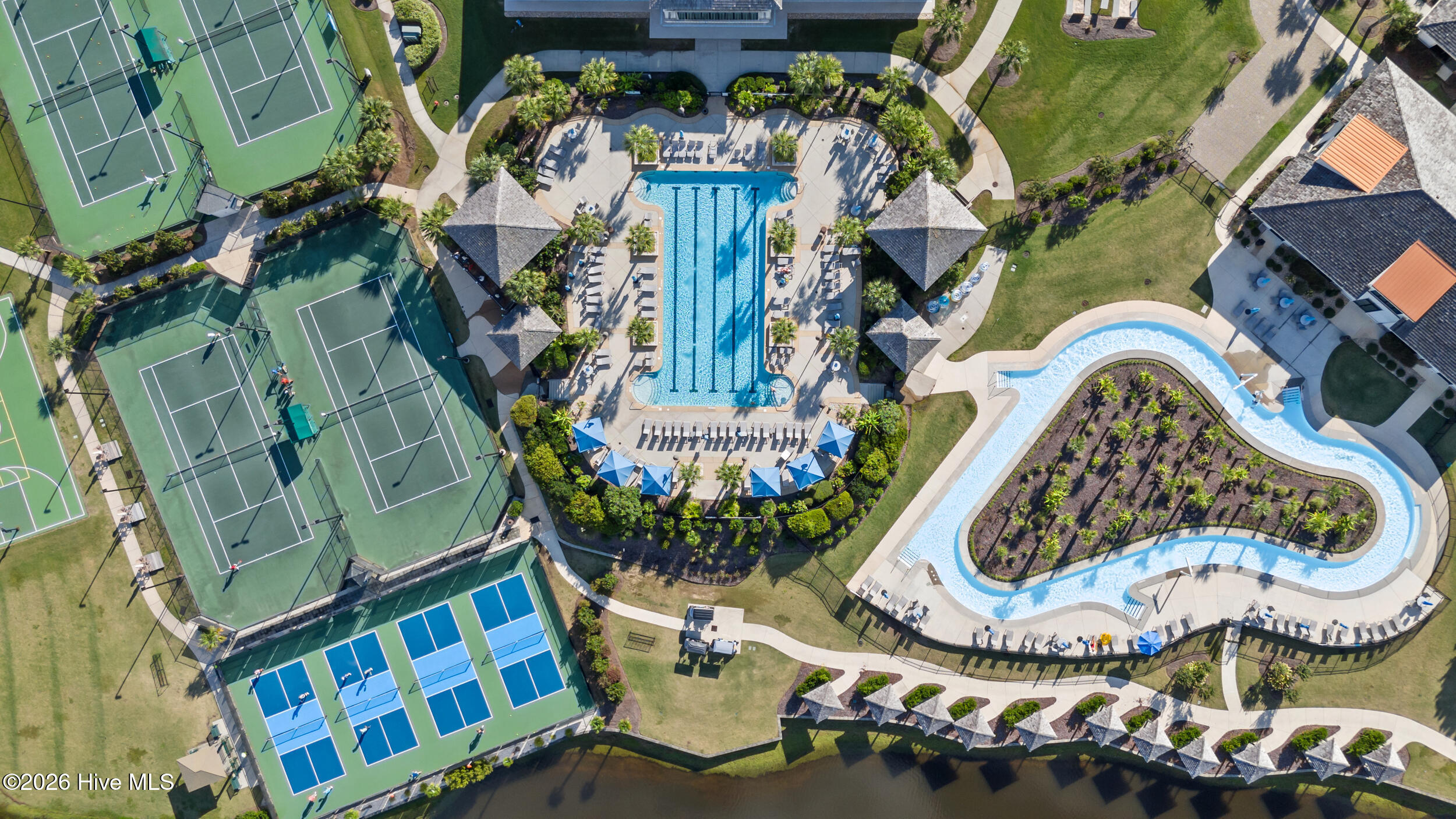 100560170 | Photo 59