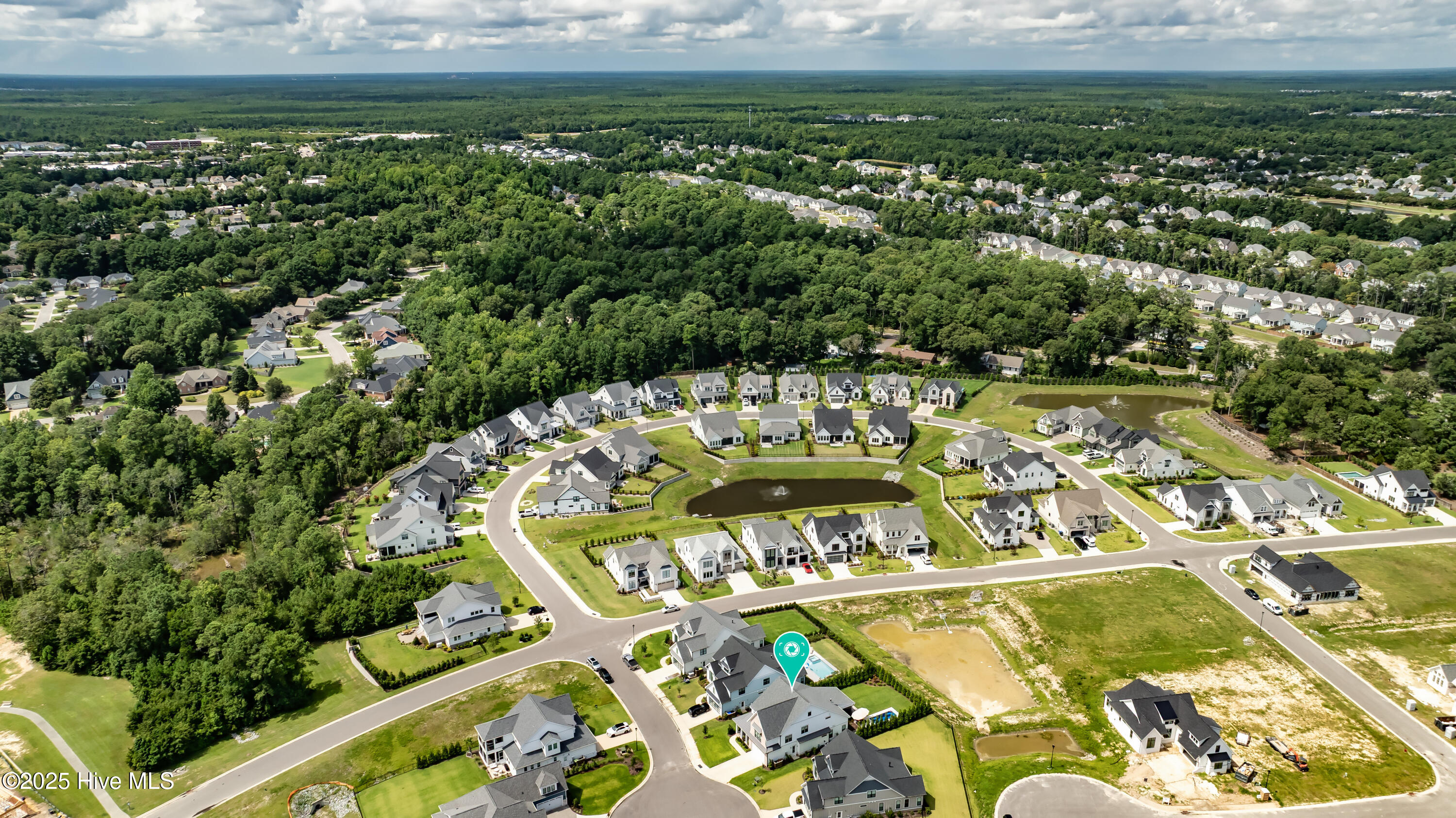 100523935 | Photo 65