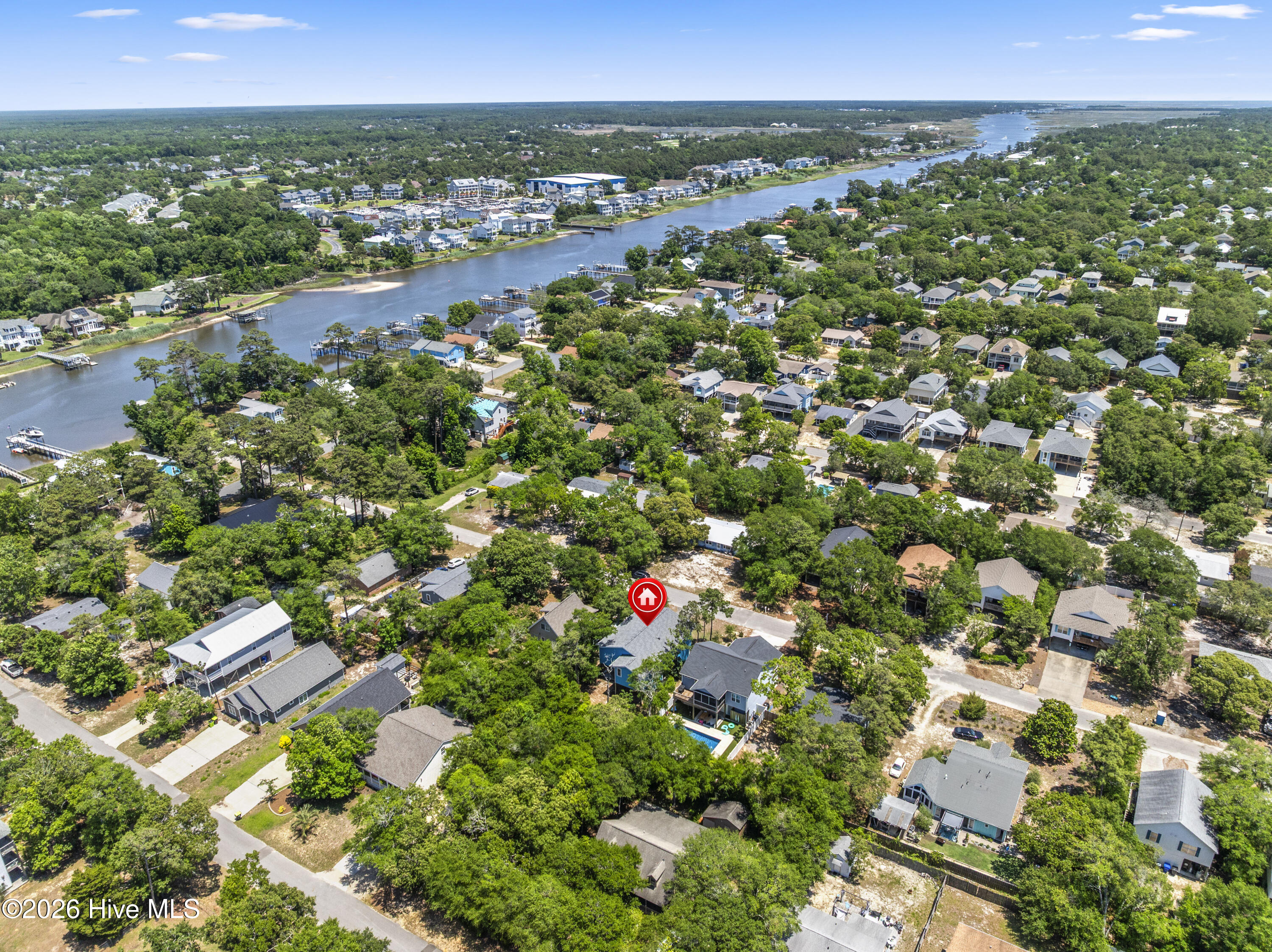 100558467 | Photo 24