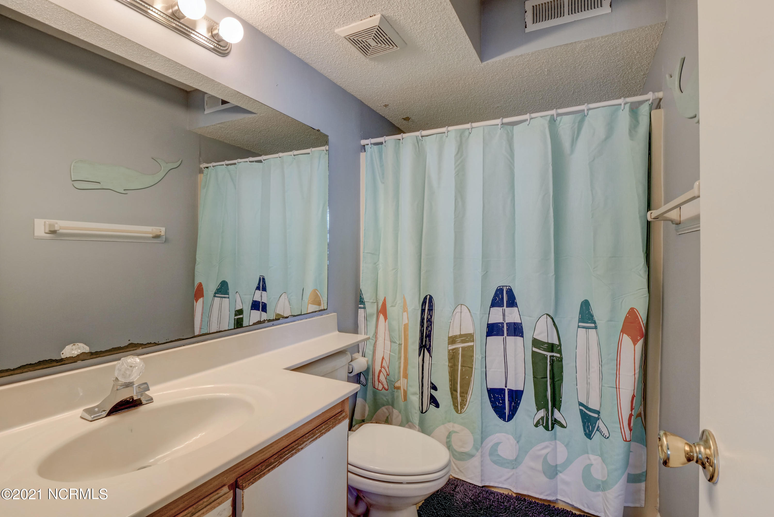 100527601 | Photo 18