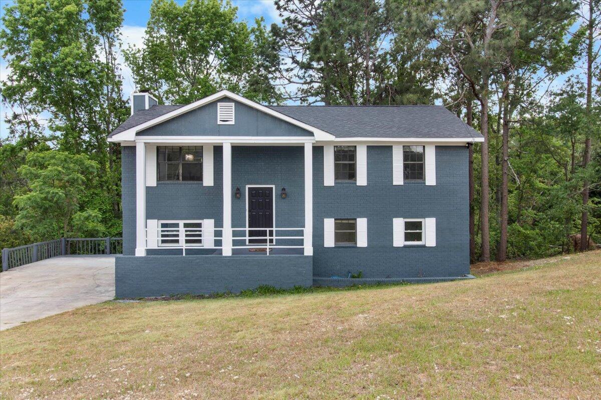 Property at 2726 Cardigan Court