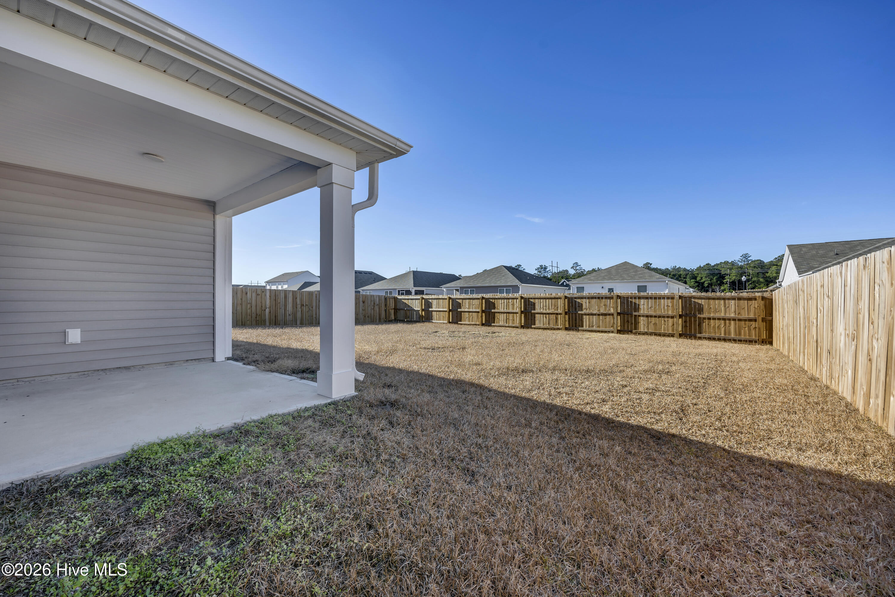 100547237 | Photo 22