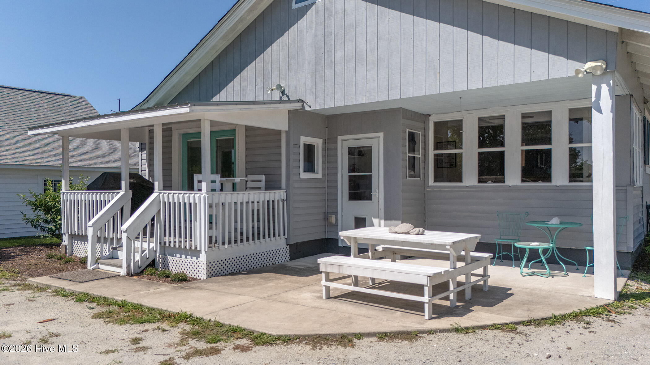 Exterior photo of 280 N Highway 101, Beaufort, NC 28516. MLS: 100587347