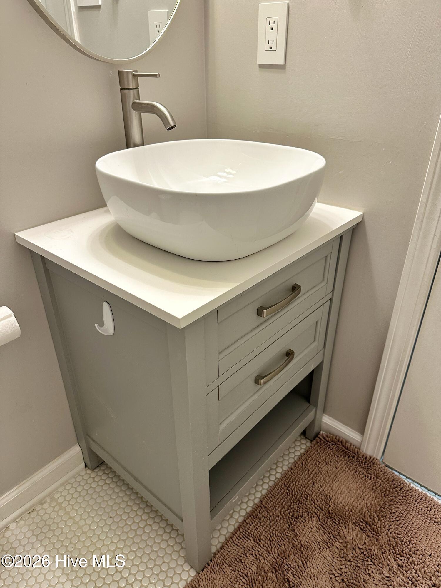 100561709 | Photo 24