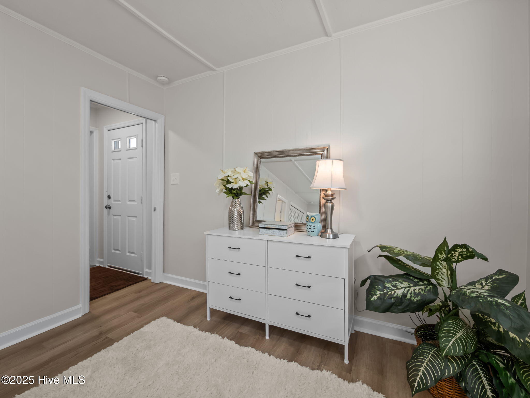 2859 Easy Street,Newport