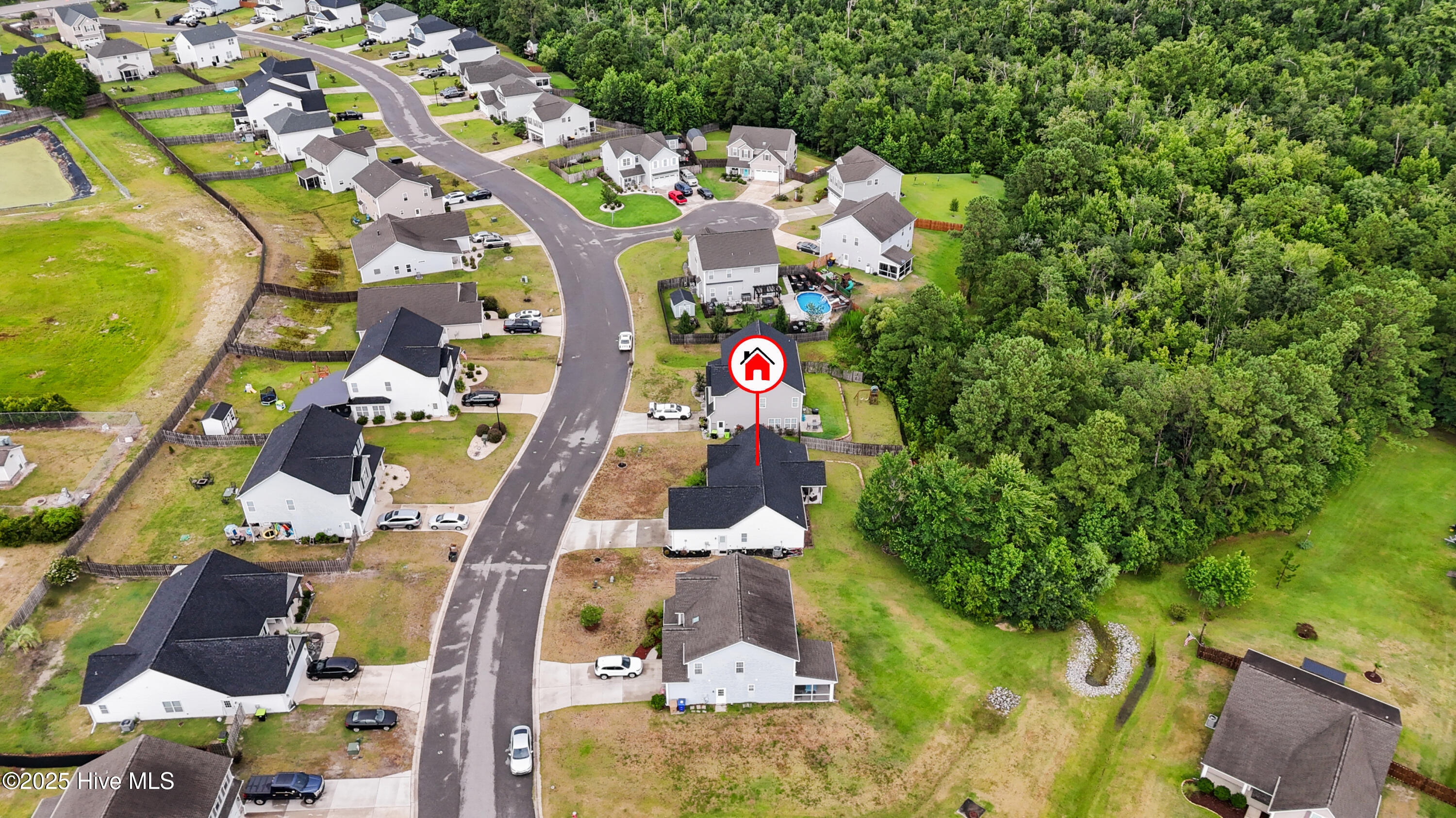 100518721 | Photo 47