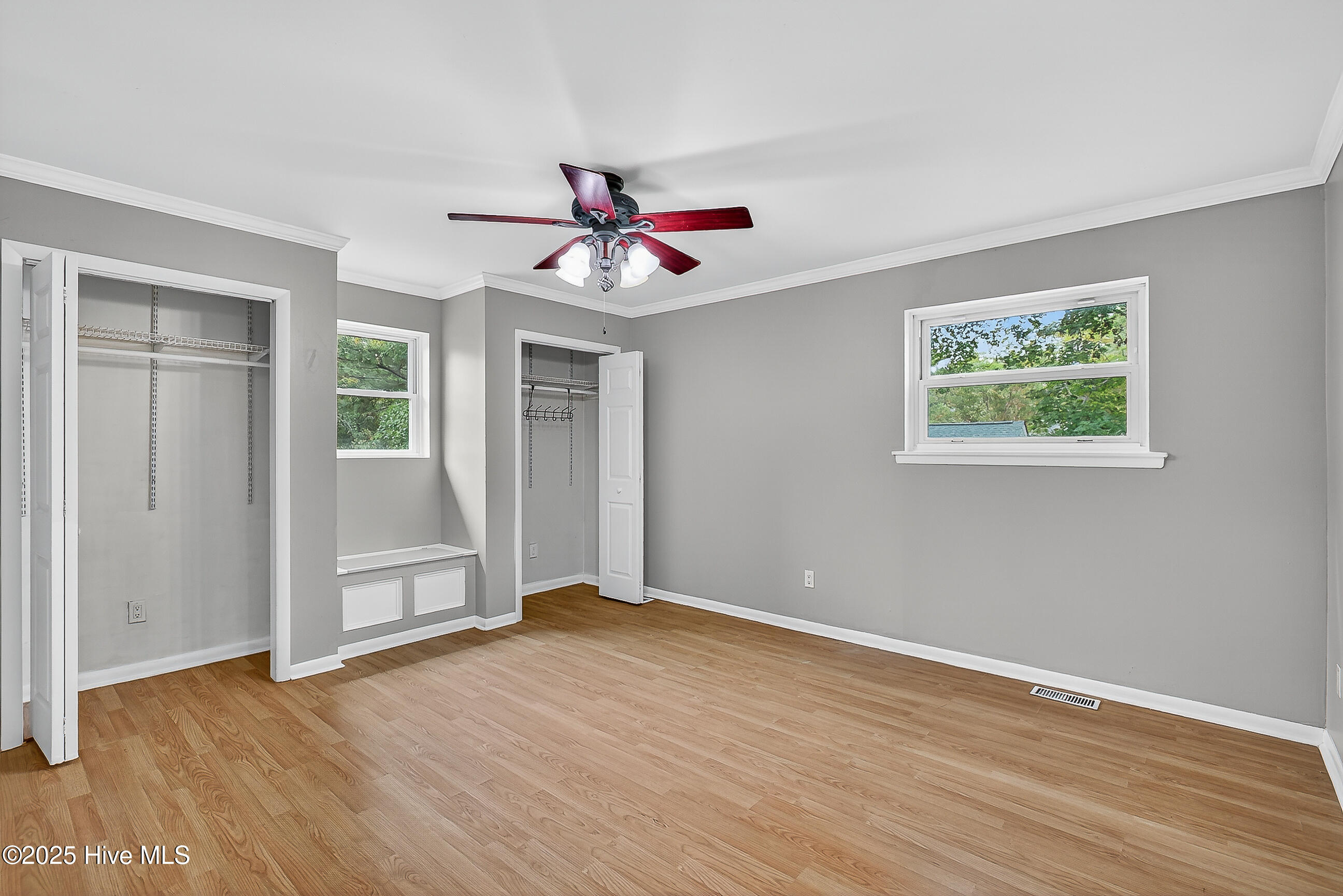 100531663 | Photo 21