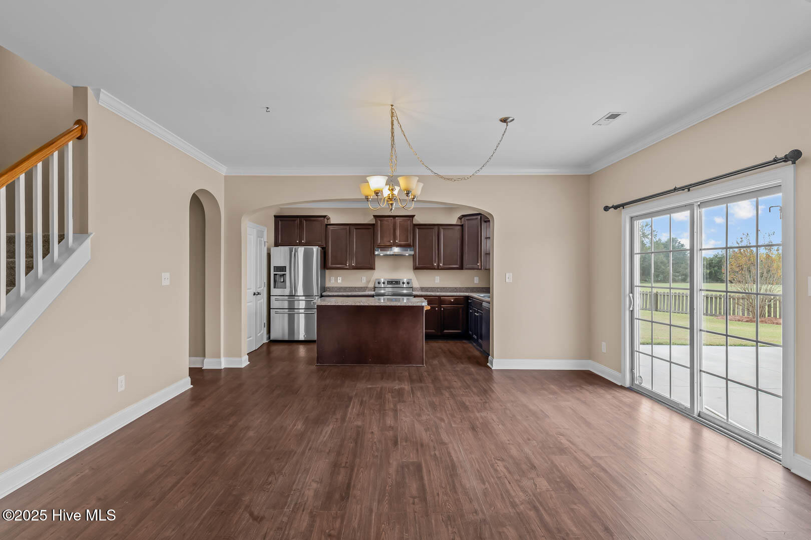 100532827 | Photo 20