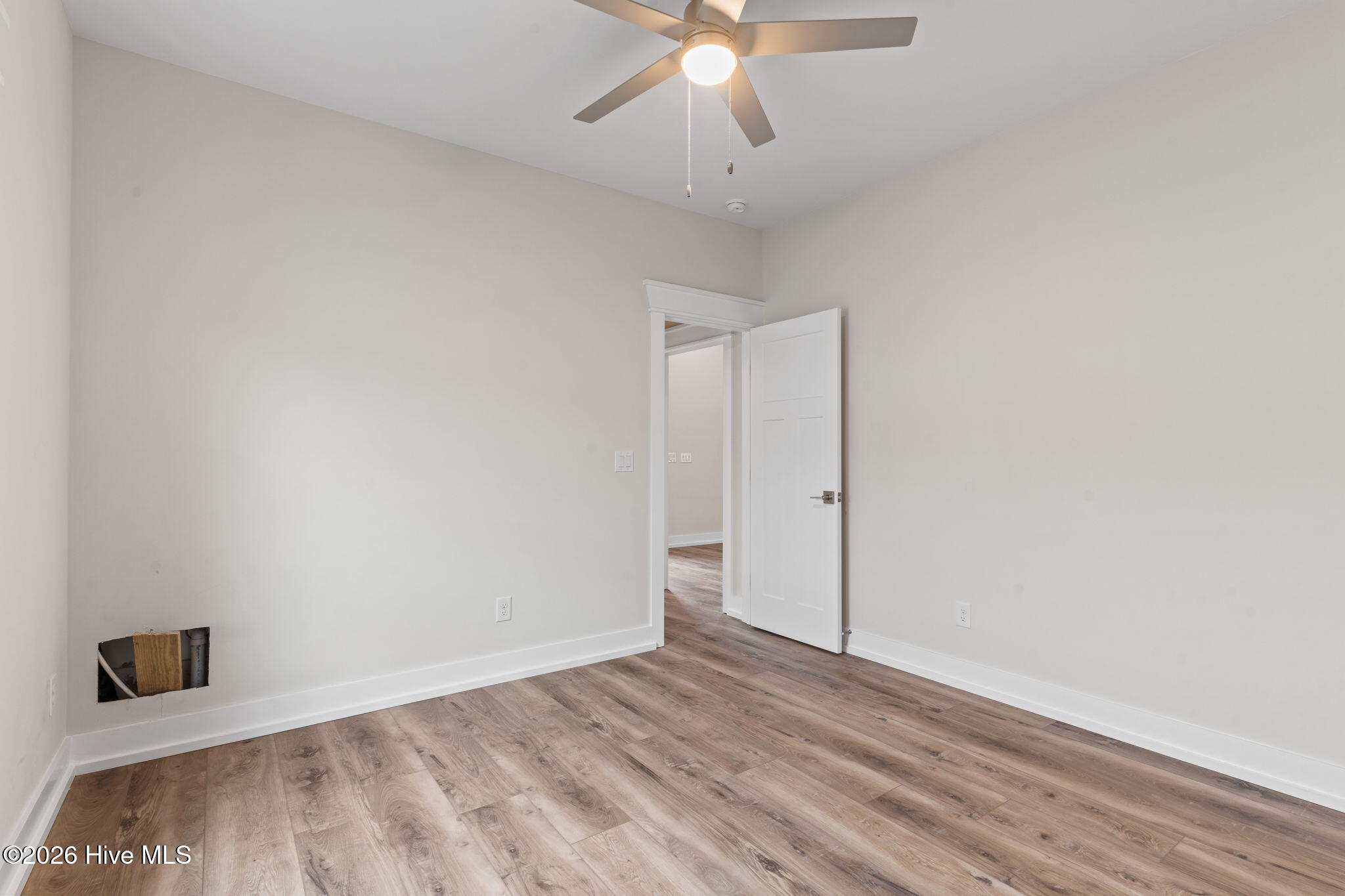 100541241 | Photo 27